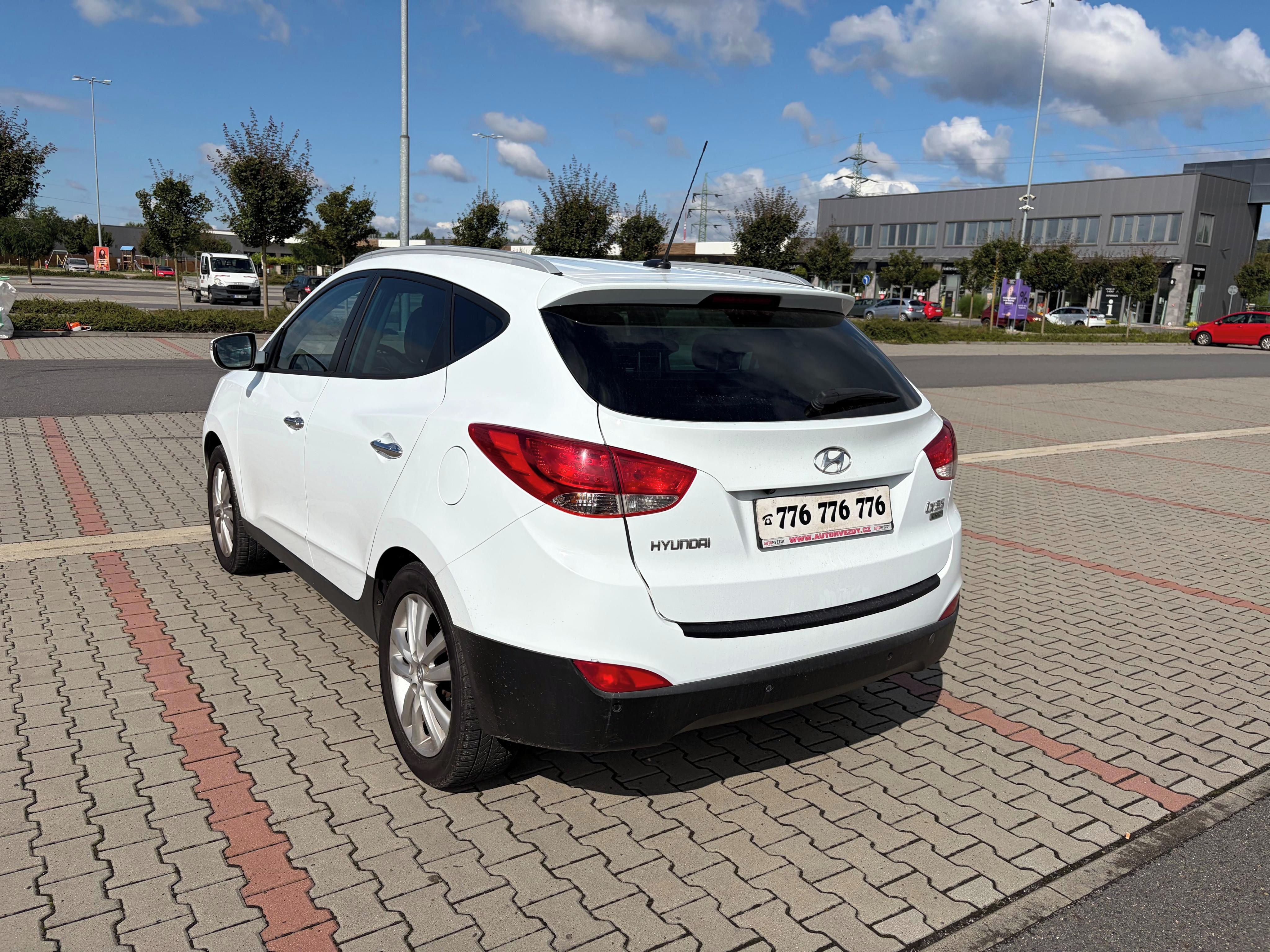 Hyundai ix35, 2.0 CRDi 100kw serviska NAVI - fotka 5