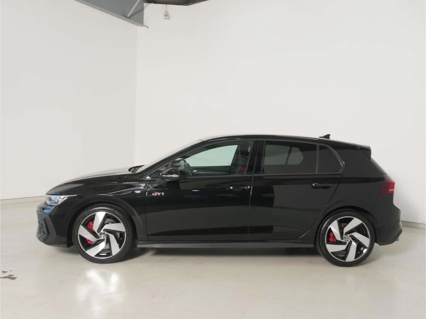 Volkswagen Golf, GTI 2.0 TSI DSG BLACK STYLE - fotka 6