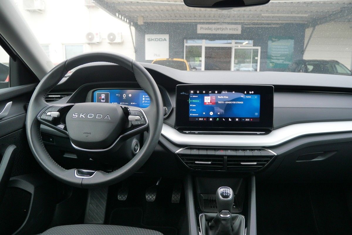 Škoda Octavia, 1.5 TSI 85 kW Selection - fotka 6