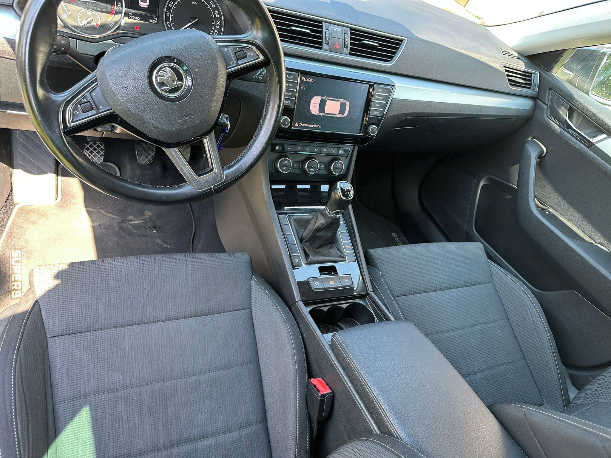 Škoda Superb, Prodám Škoda Superb3 2.0 TDI - fotka 4