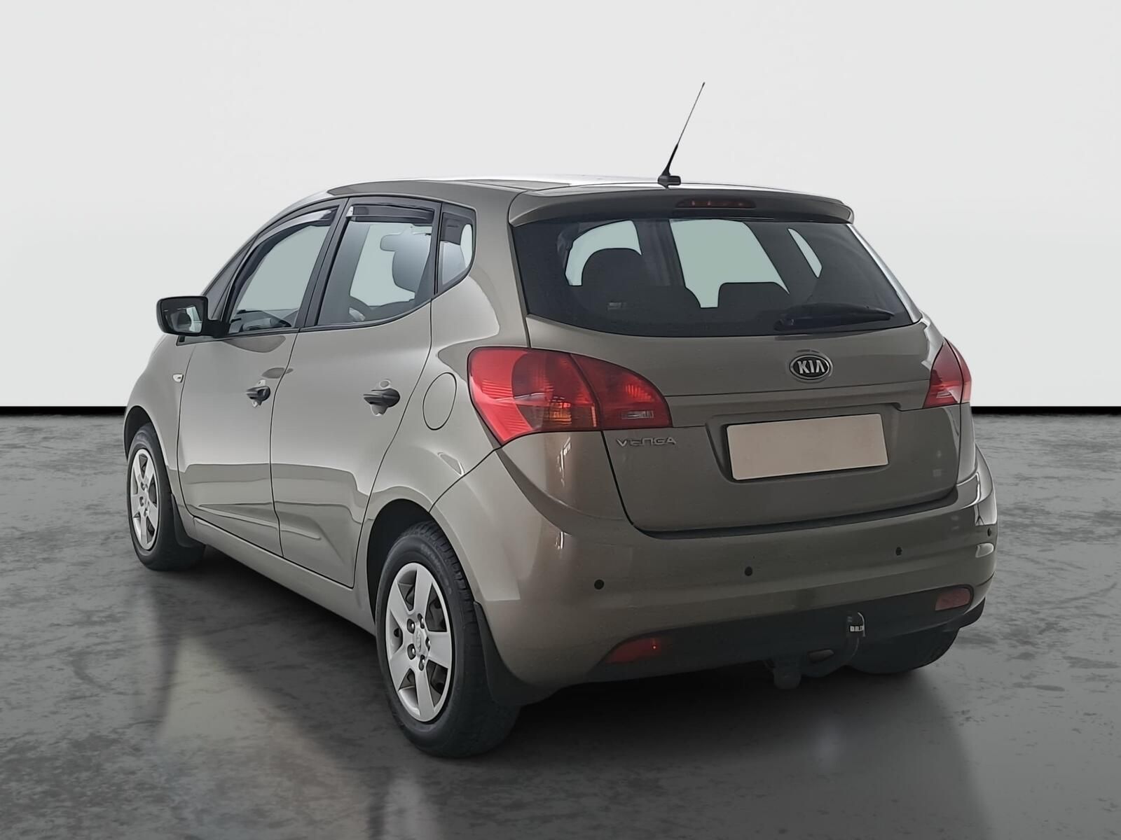 Kia Venga, 1.4 CVVT, ČR,1.maj, Serv.kniha - fotka 4