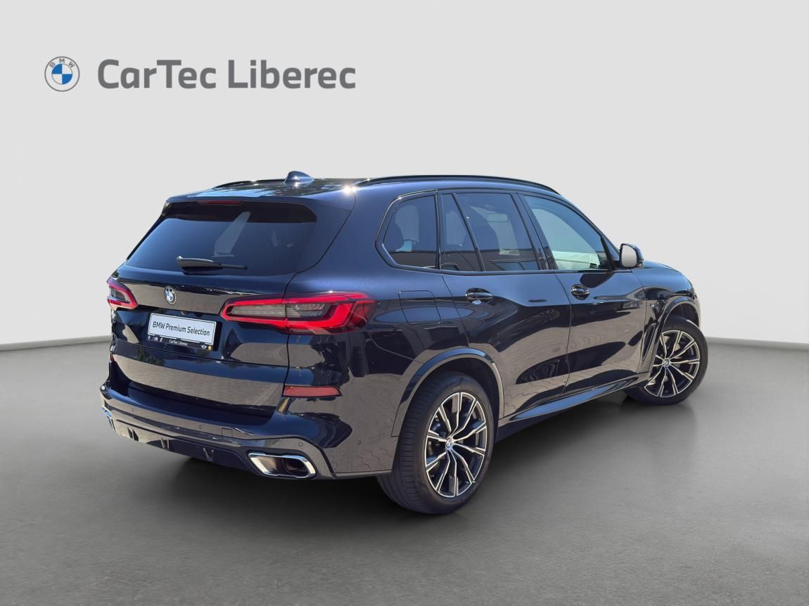 BMW X5, xDrive30d - fotka 3