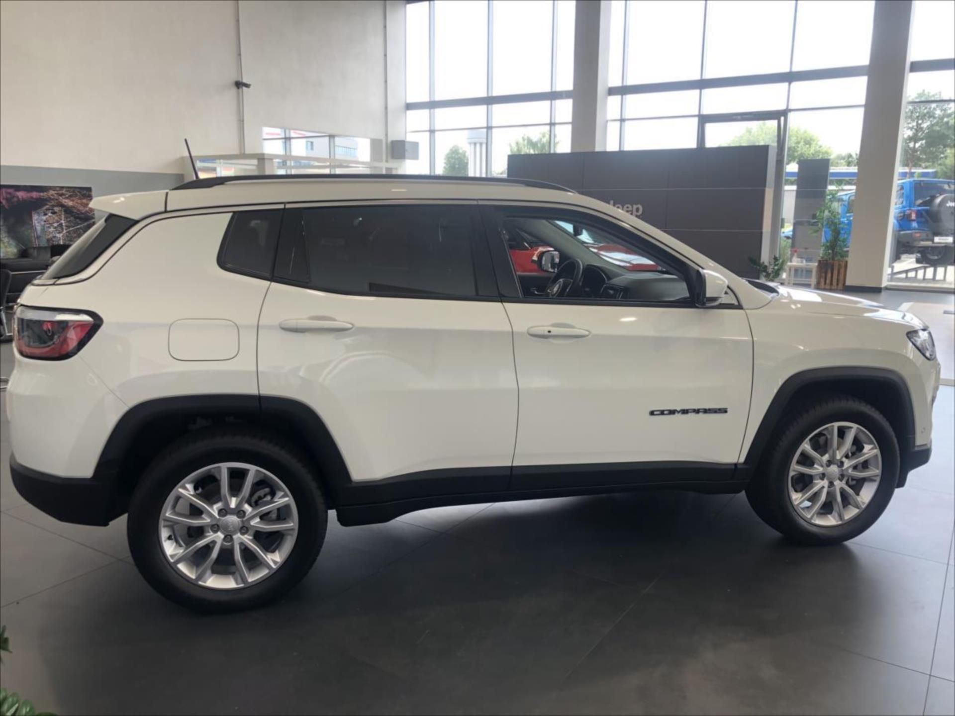 Jeep Compass, 1,3 PHEV 190k AT  Limited - fotka 5