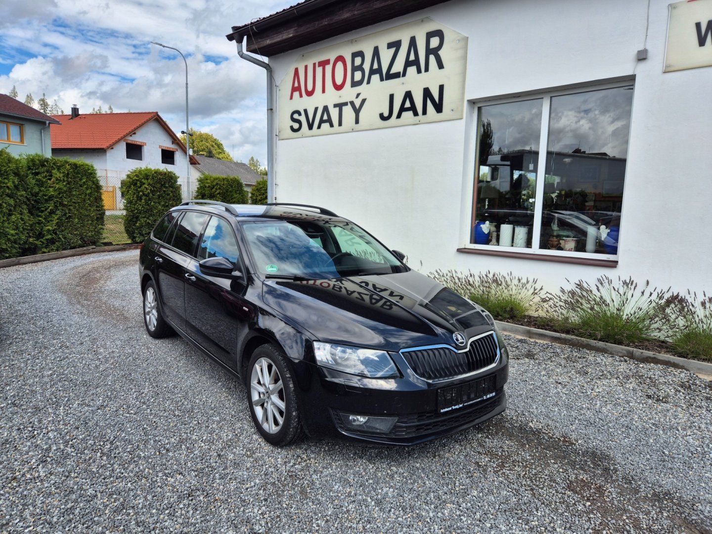 Škoda Octavia, 2.0 TDI JOY TOP NAVI XENONY - fotka 2