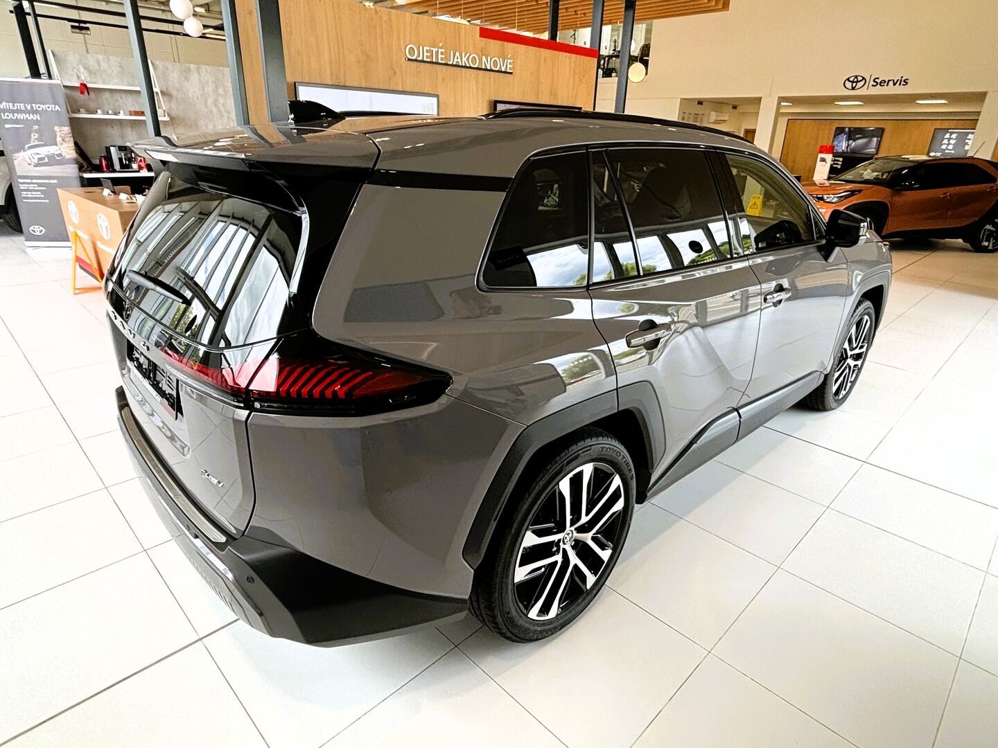 Toyota Rav4, 2,5 Executive AWD - fotka 6