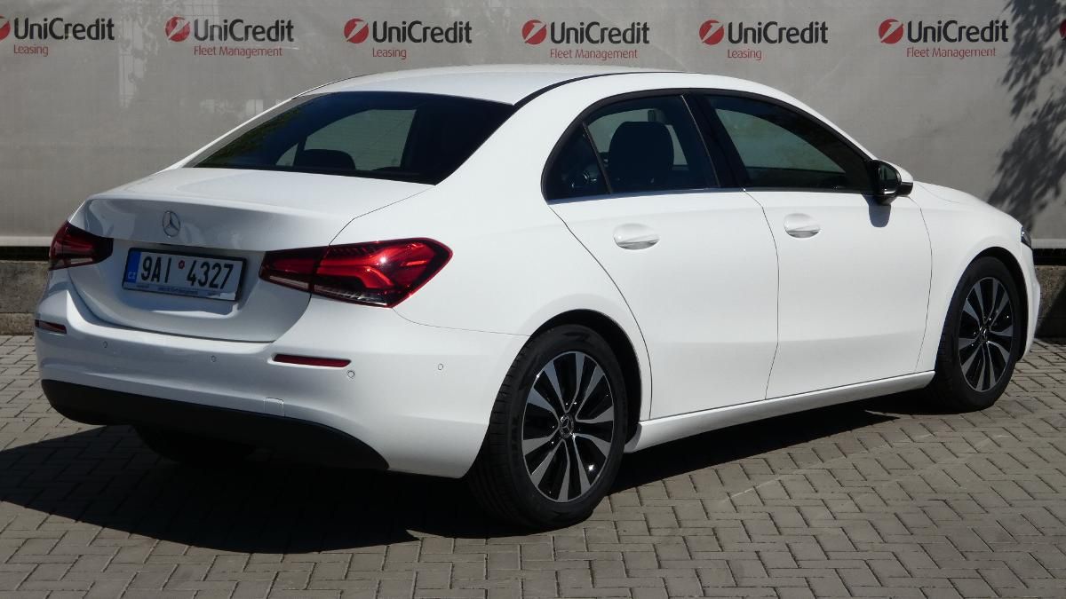 Mercedes-Benz Třídy A, 180d - fotka 3