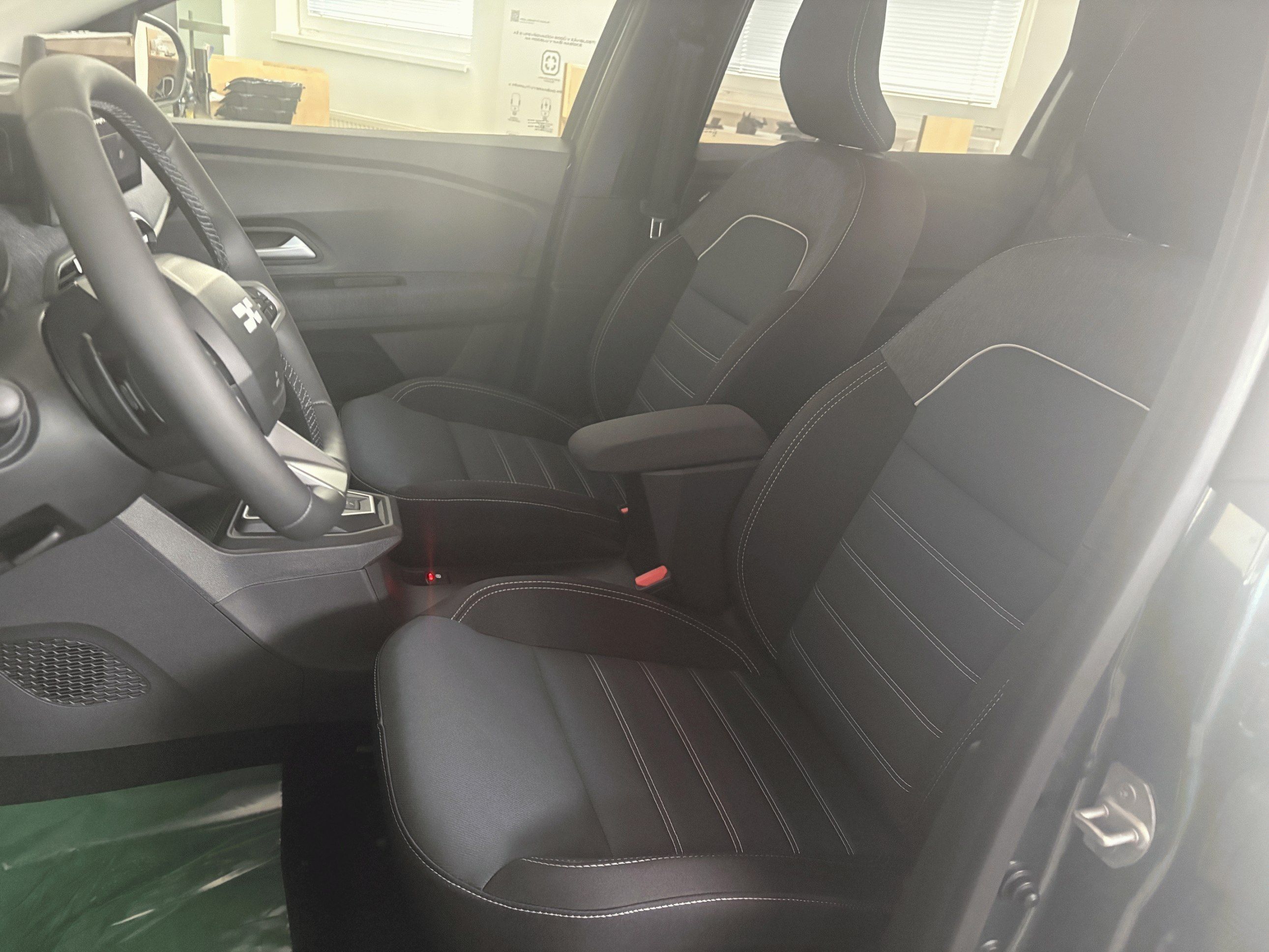 Dacia Jogger, Journey ECO-G120 automat 5 mís - fotka 5