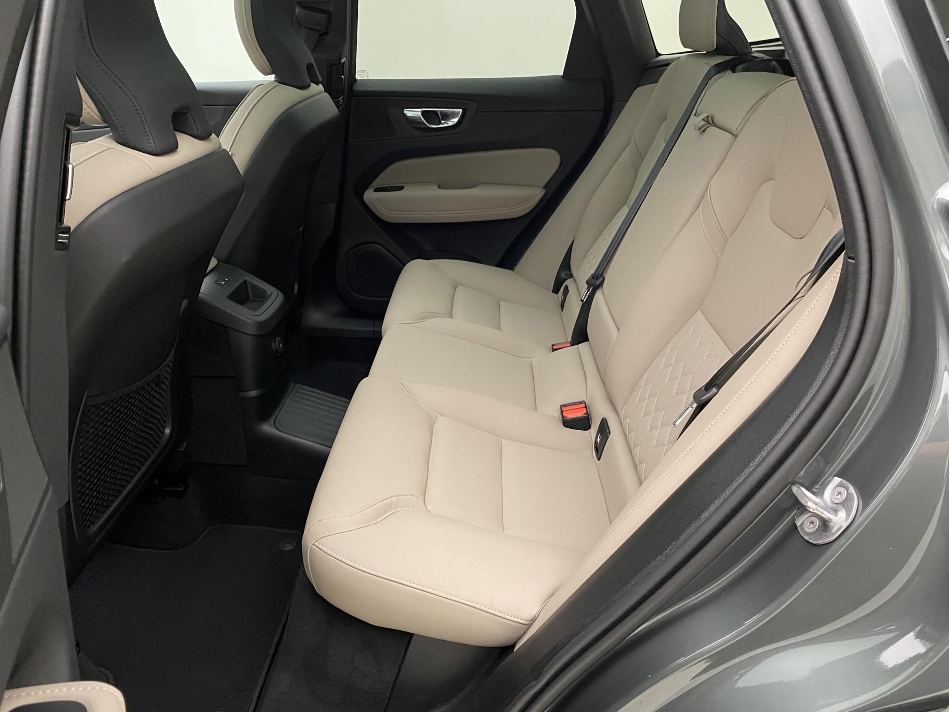 Volvo XC60, T8 AWD RECHARGE ULTRA BRIGHT - fotka 5