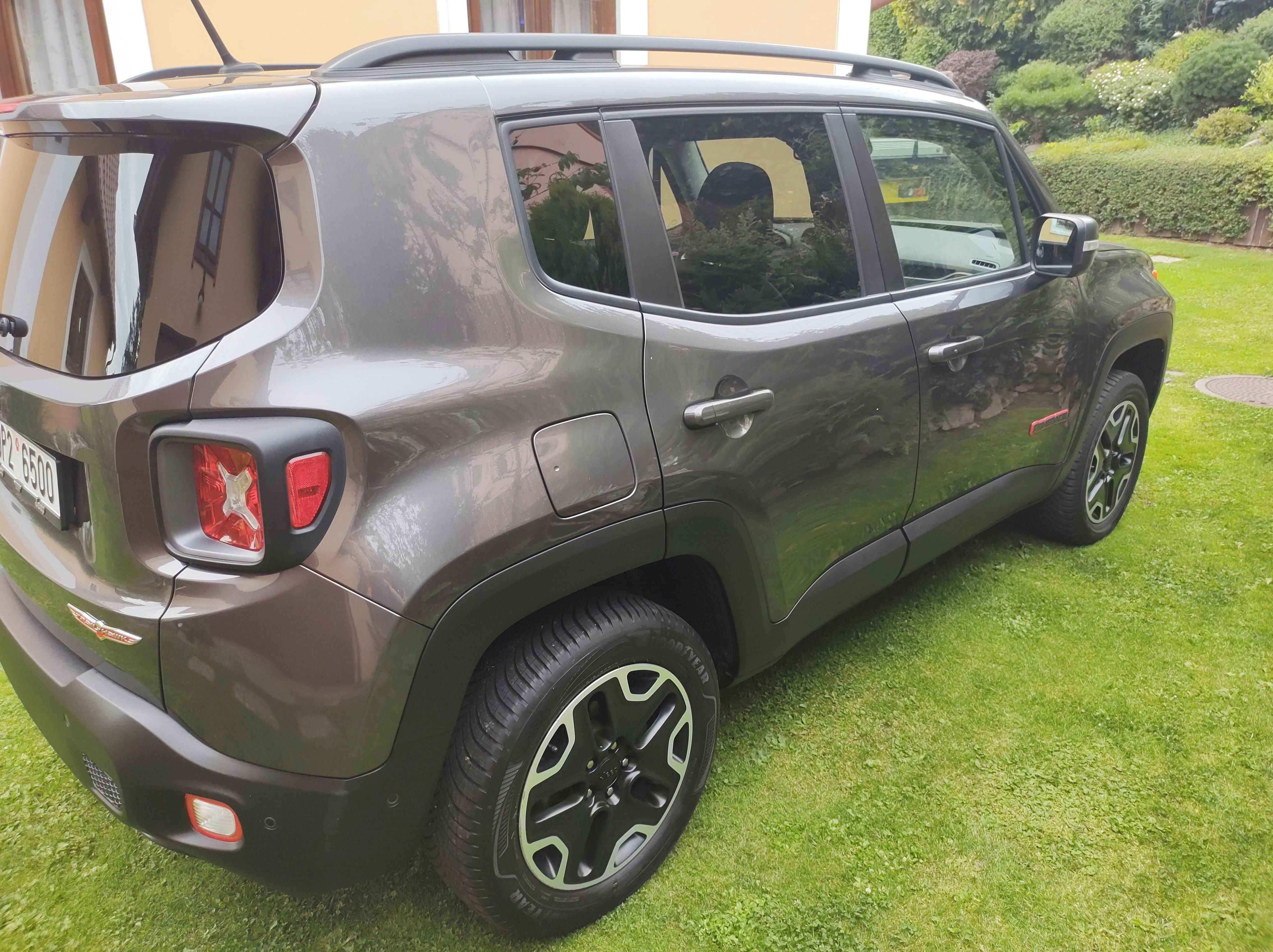 Jeep Renegade, Trailhawk ! , 4x4, max výbava - fotka 6