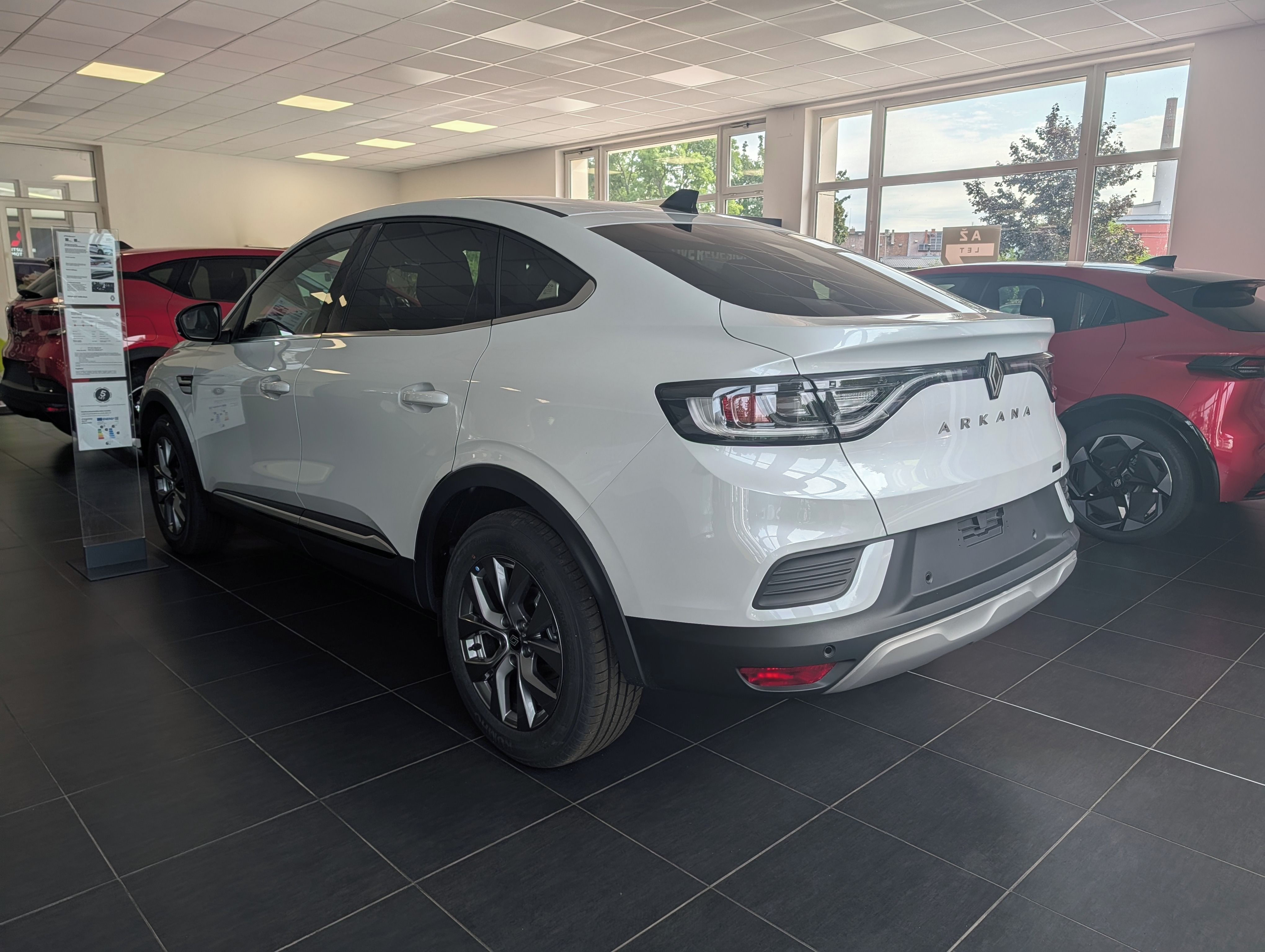 Renault Arkana, techno E-Tech full hybrid 145 - fotka 4