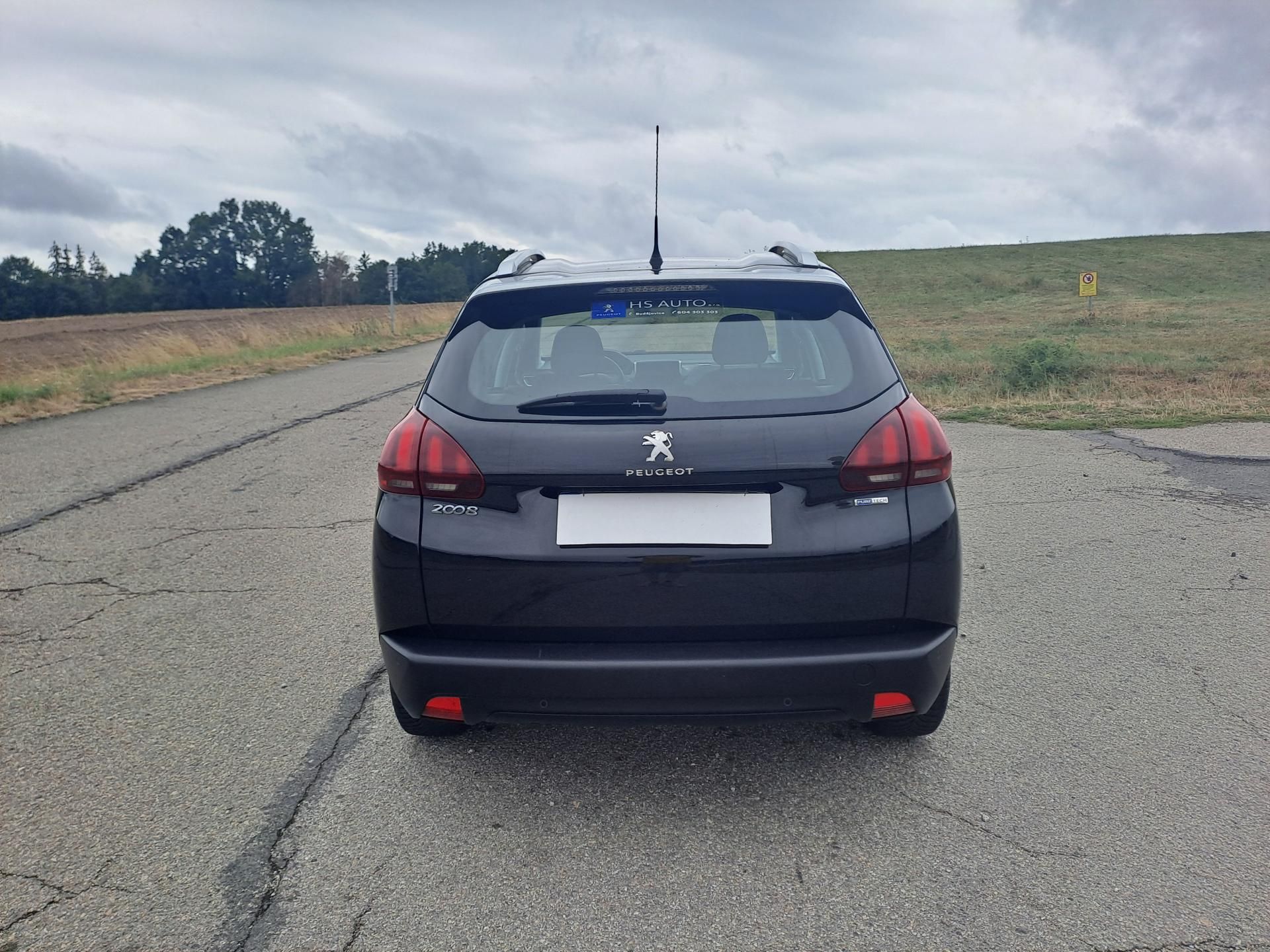Peugeot 2008, 1.2  1. MAJITEL ČR PĚKNÝ STAV - fotka 6