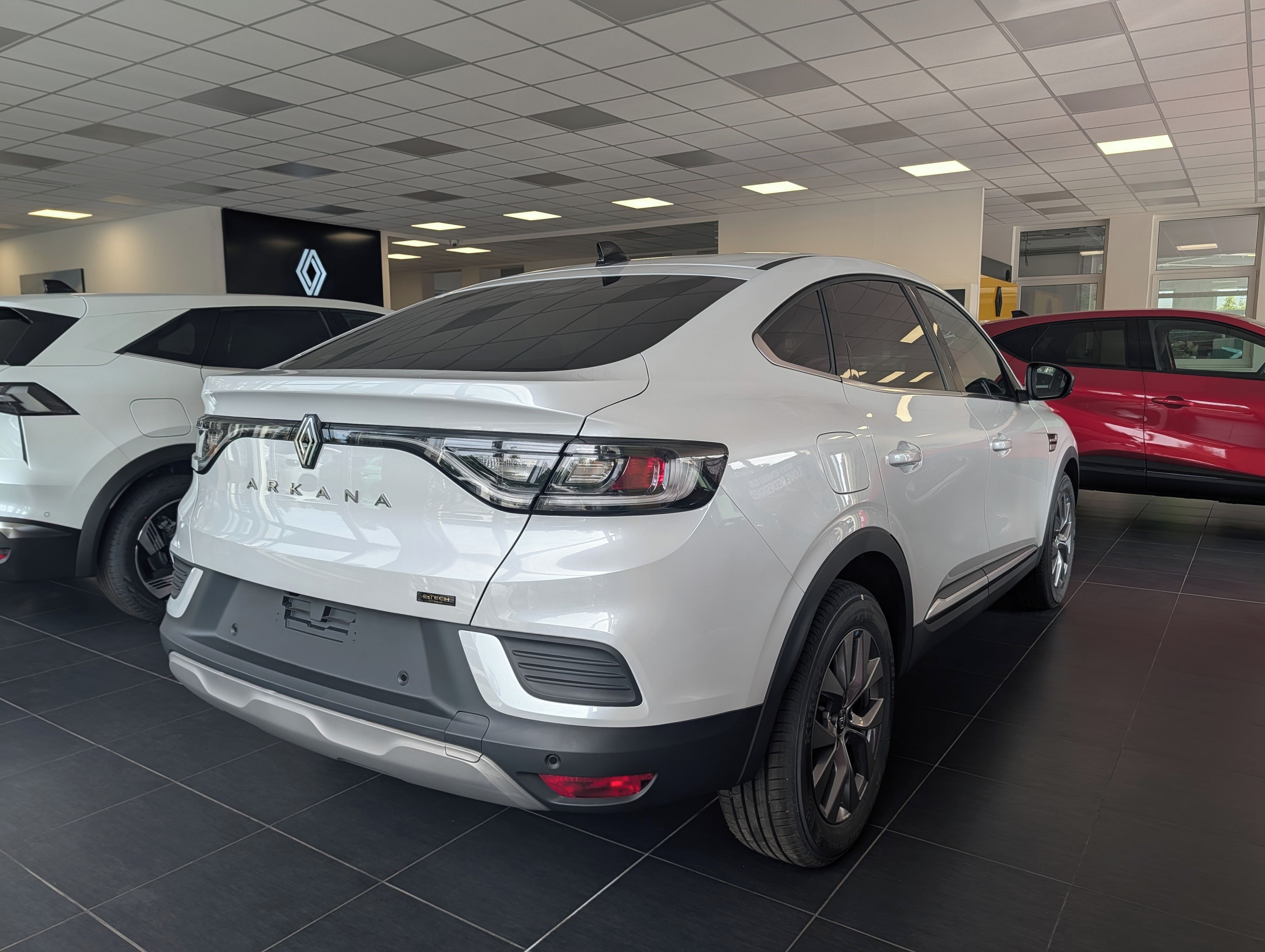 Renault Arkana, techno E-Tech full hybrid 145 - fotka 3