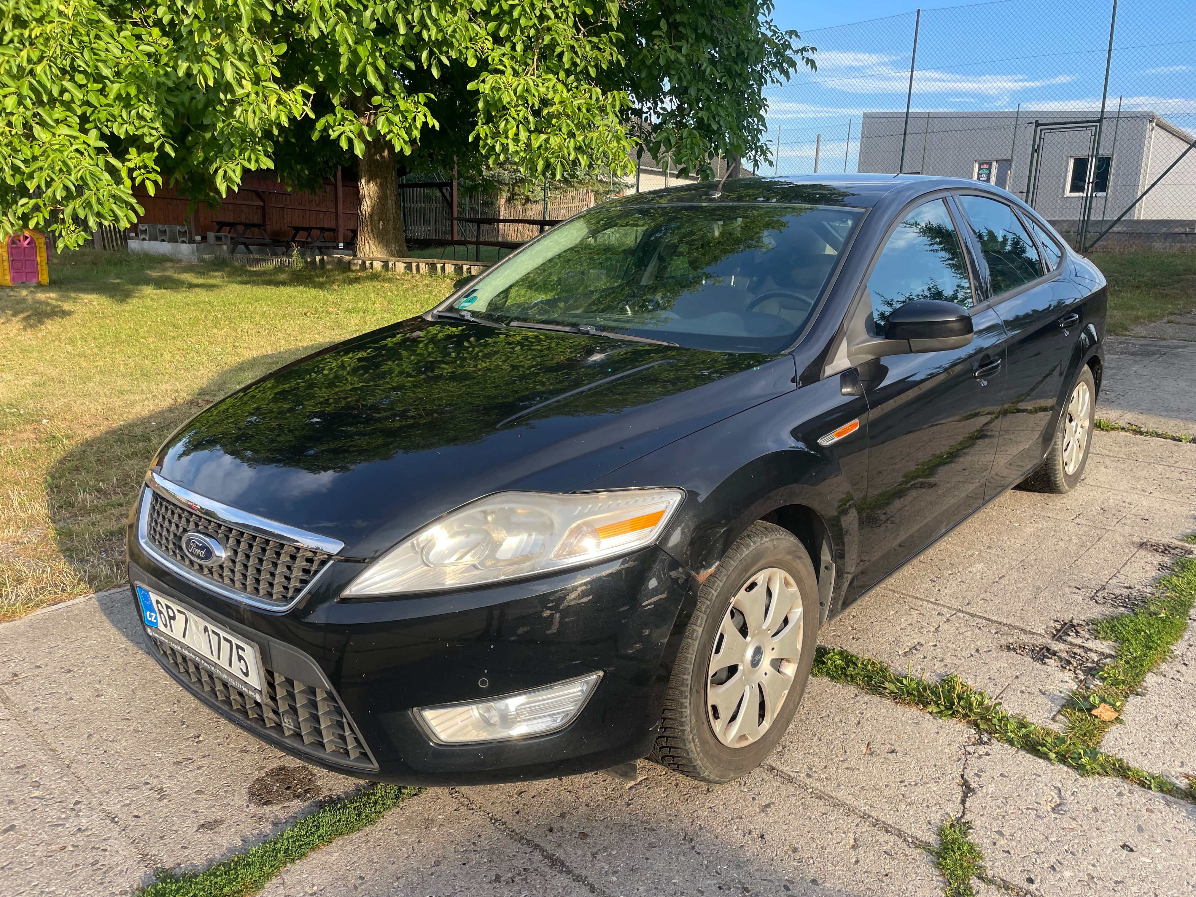 Ford Mondeo, 2,0 16v - fotka 2