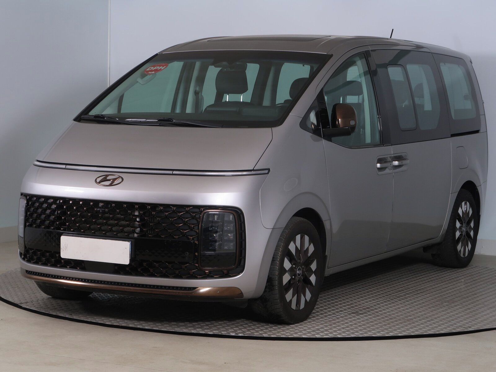 Hyundai Staria, 2.2 CRDi, Klima, ČR, 1Maj, DPH - fotka 2
