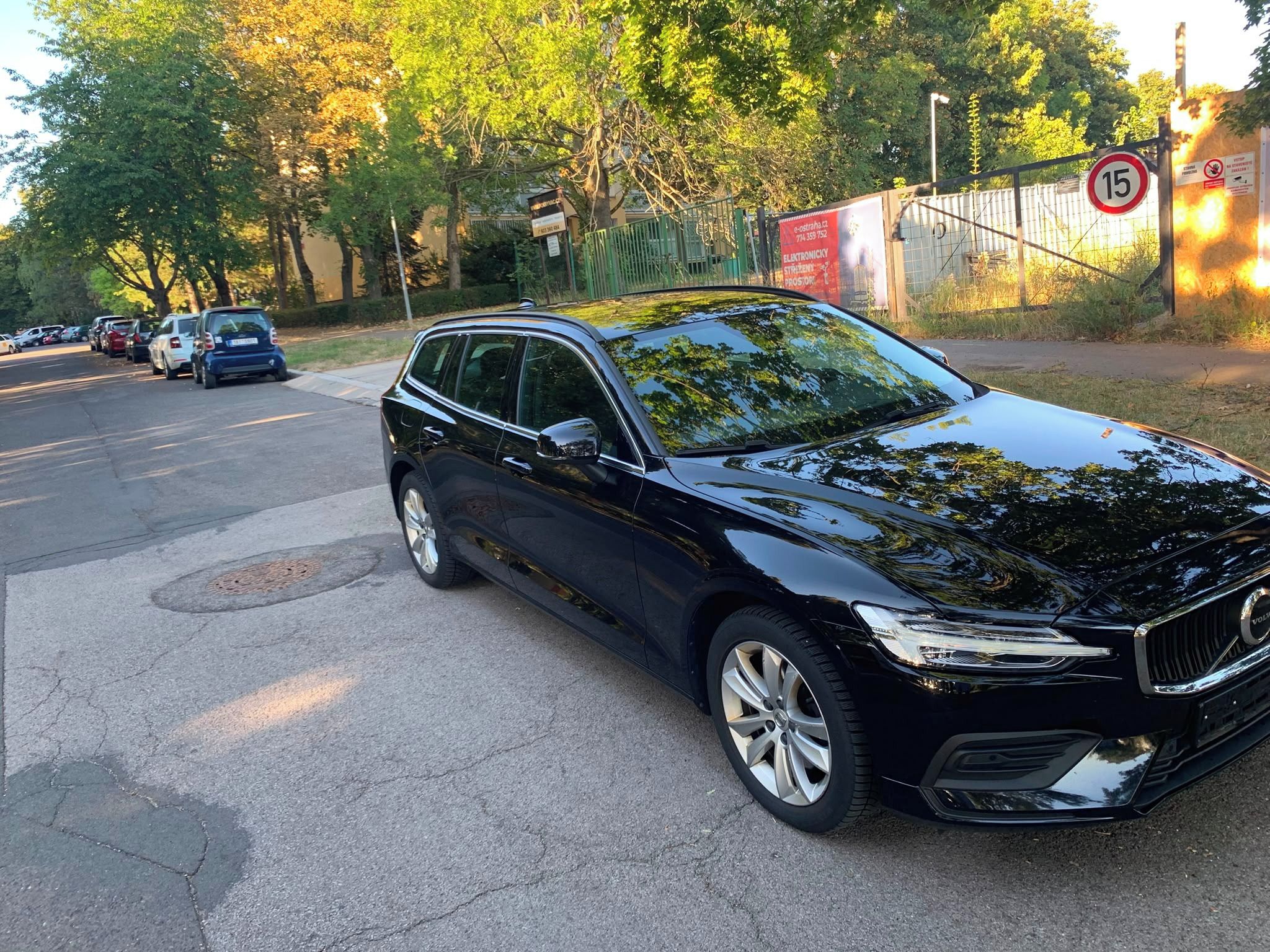 Volvo V60 - fotka 4
