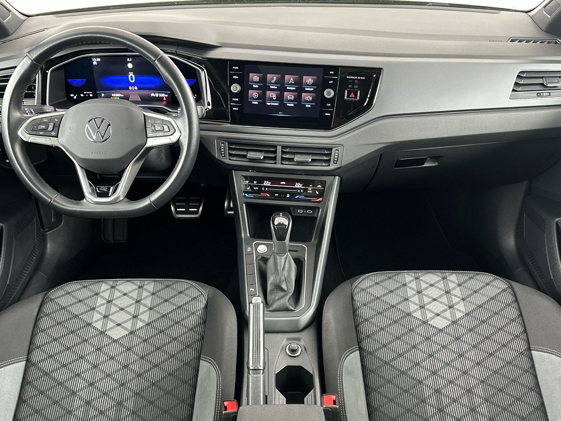 Volkswagen Taigo, R-Line 1.5 TSI 110kW DSG - fotka 5