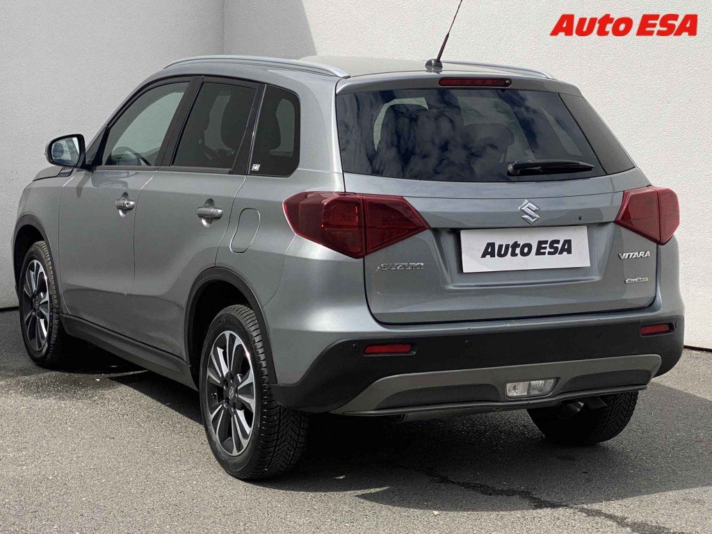 Suzuki Vitara, 1.4T 4x4,ČR - fotka 6