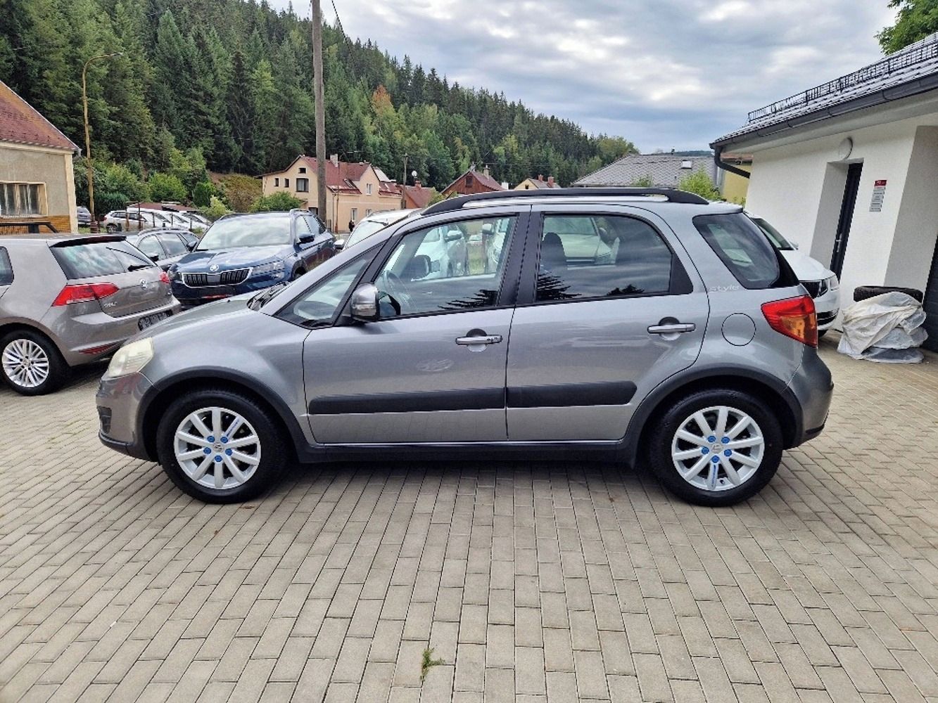 Suzuki SX4, 1.6 (88 kW), 118 tis. km - fotka 5