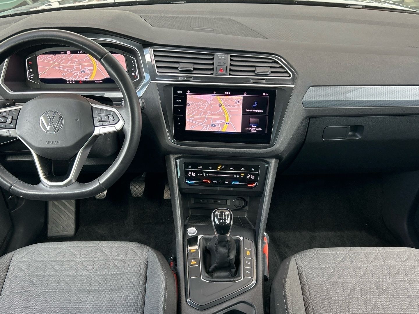 Volkswagen Tiguan, 1.5 TSI Life - fotka 5