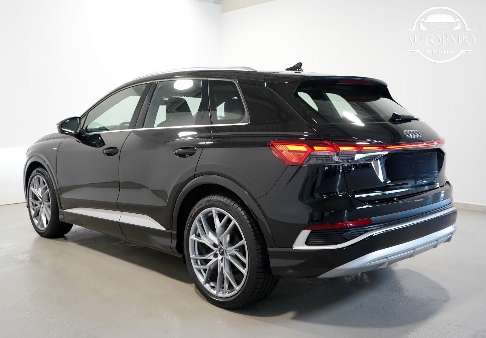 Audi Q4 e-tron, 45 S-Line *MATRIX* - fotka 4