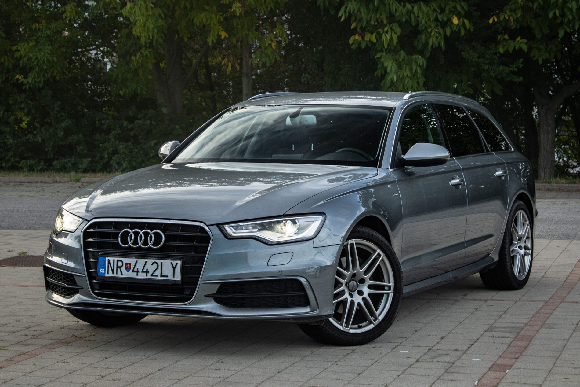 Audi A6 Avant