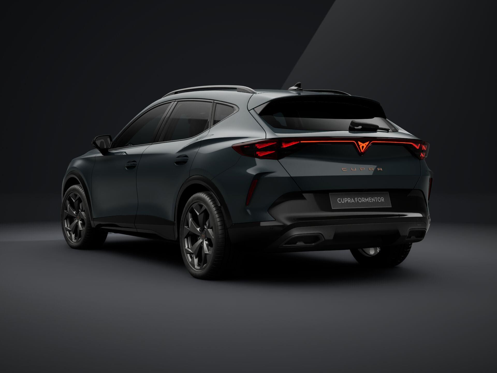 Cupra Formentor, 1.5 eTSi / 110 kW - fotka 3