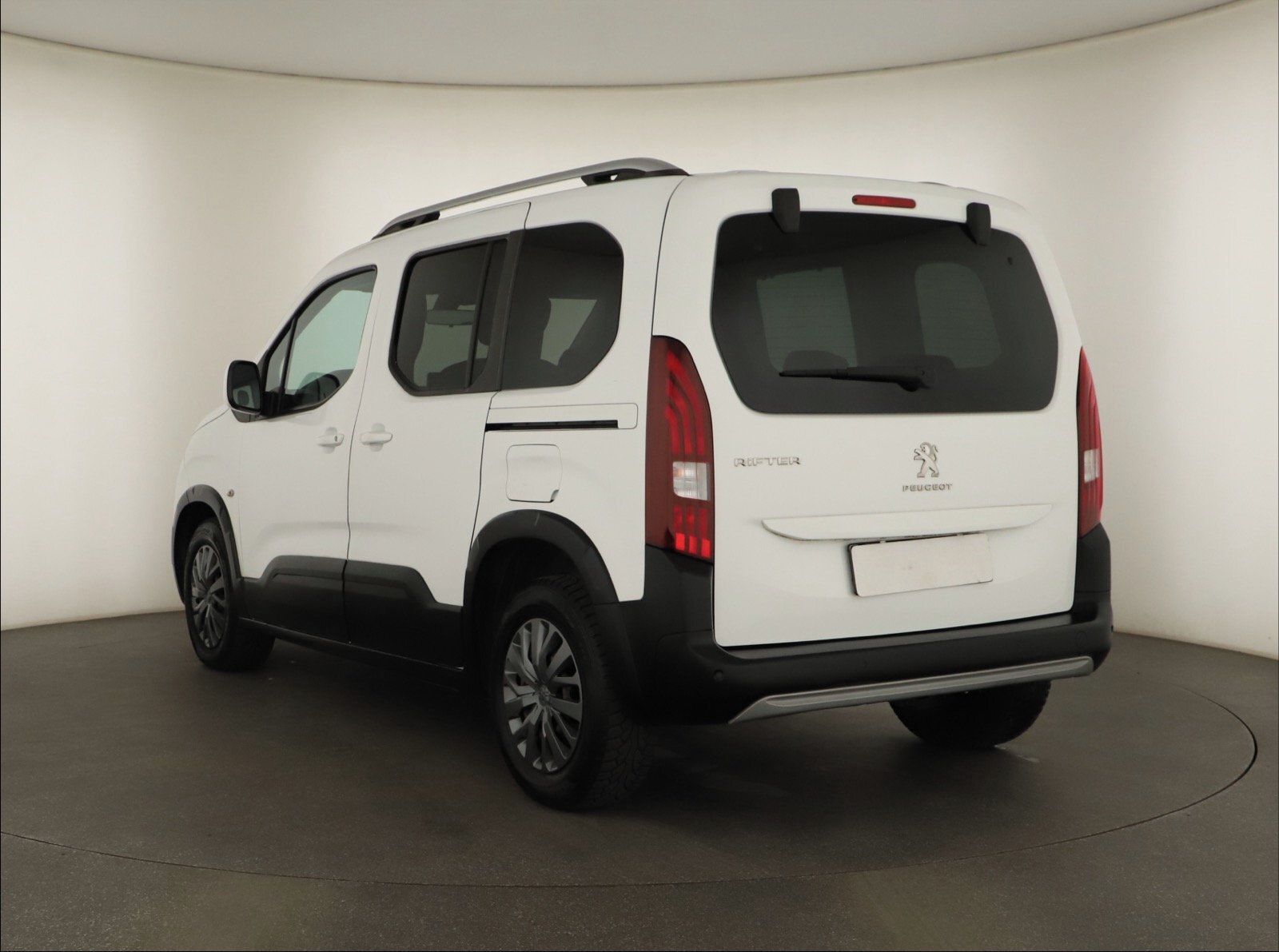 Peugeot Rifter, 1.5 BlueHDi, Allure, 5Míst - fotka 4
