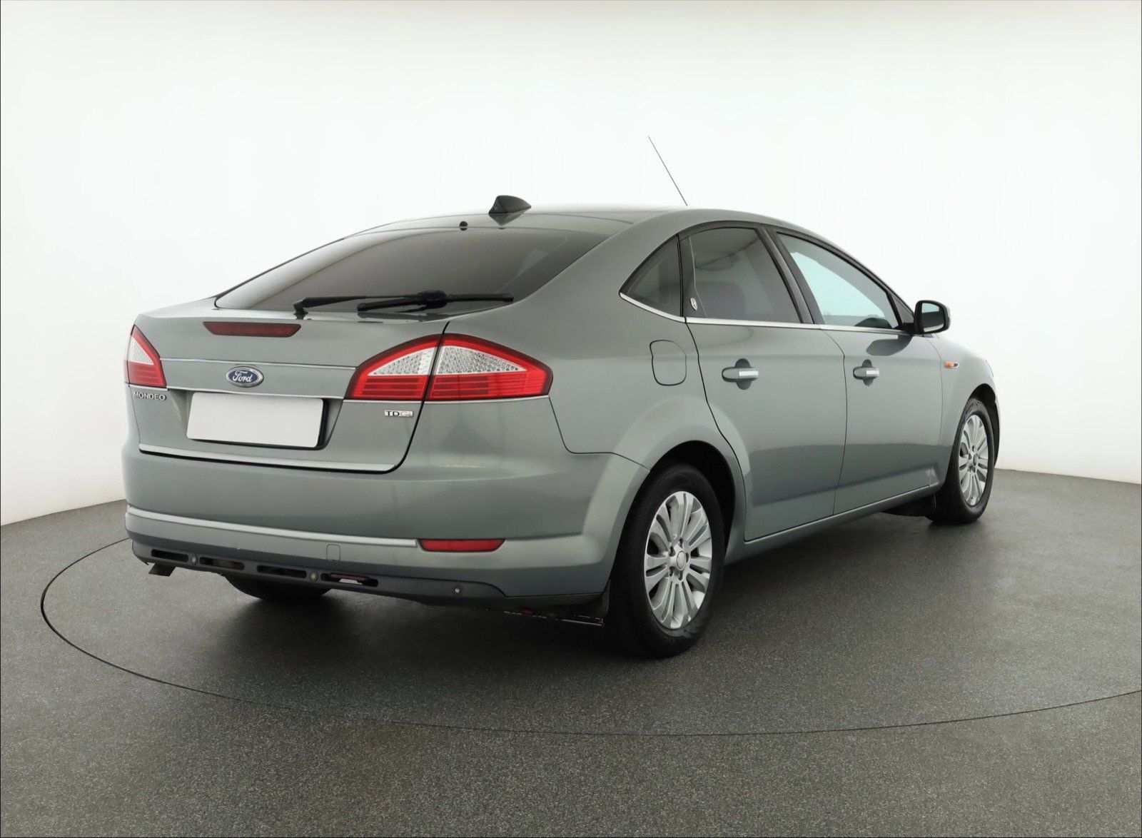 Ford Mondeo, 1.8 TDCi, po STK - fotka 5