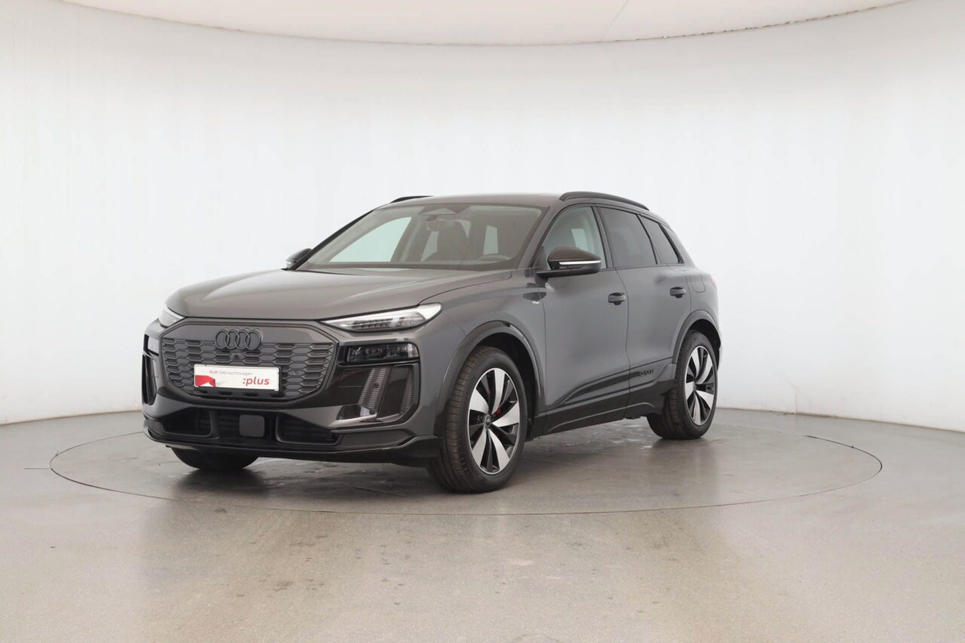 Audi Q6 e-tron, perf. S-Line B&O Vzduch HuD Pa