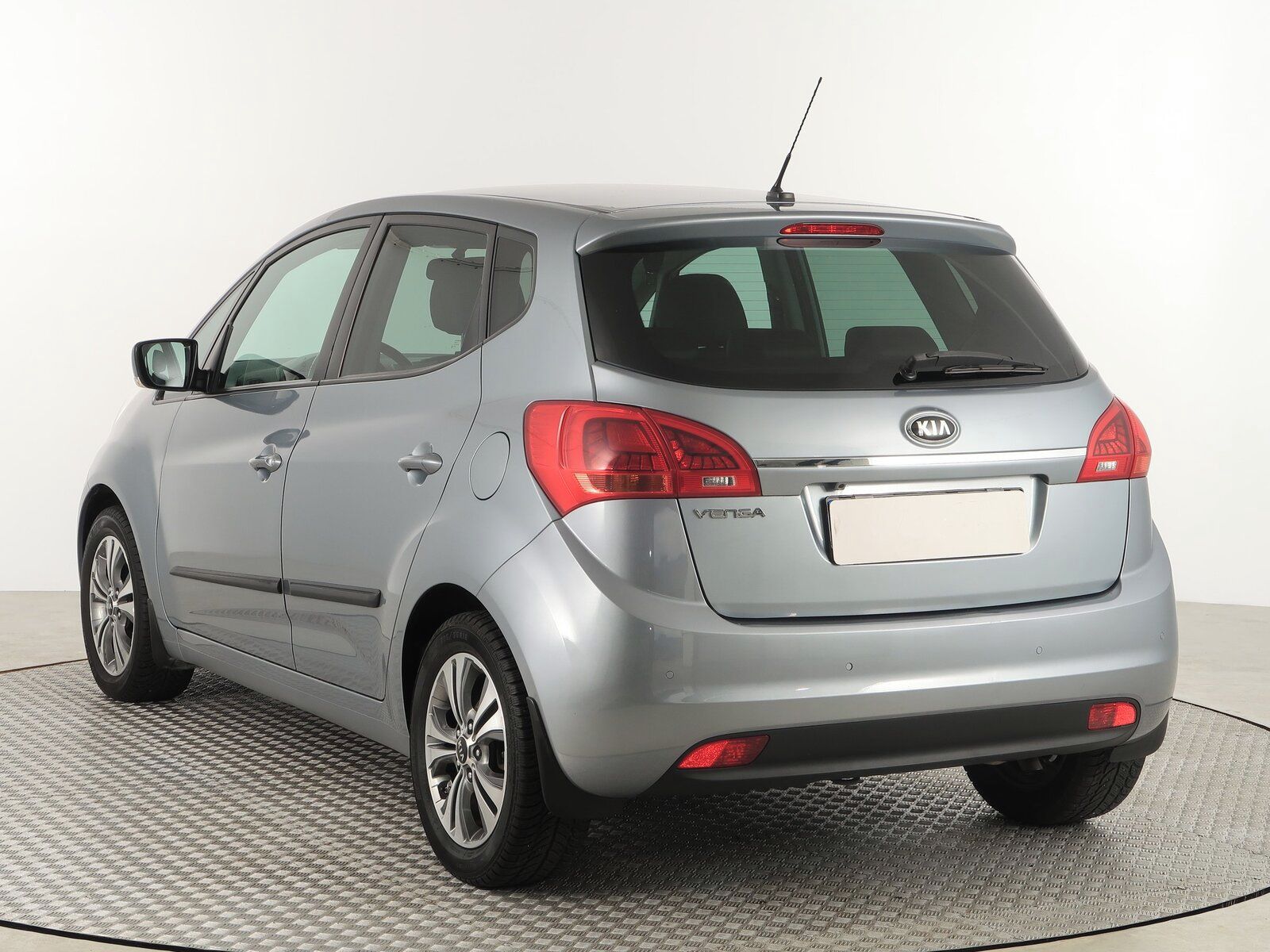 Kia Venga, 1.6 CVVT, Automat, Serv.kniha - fotka 4