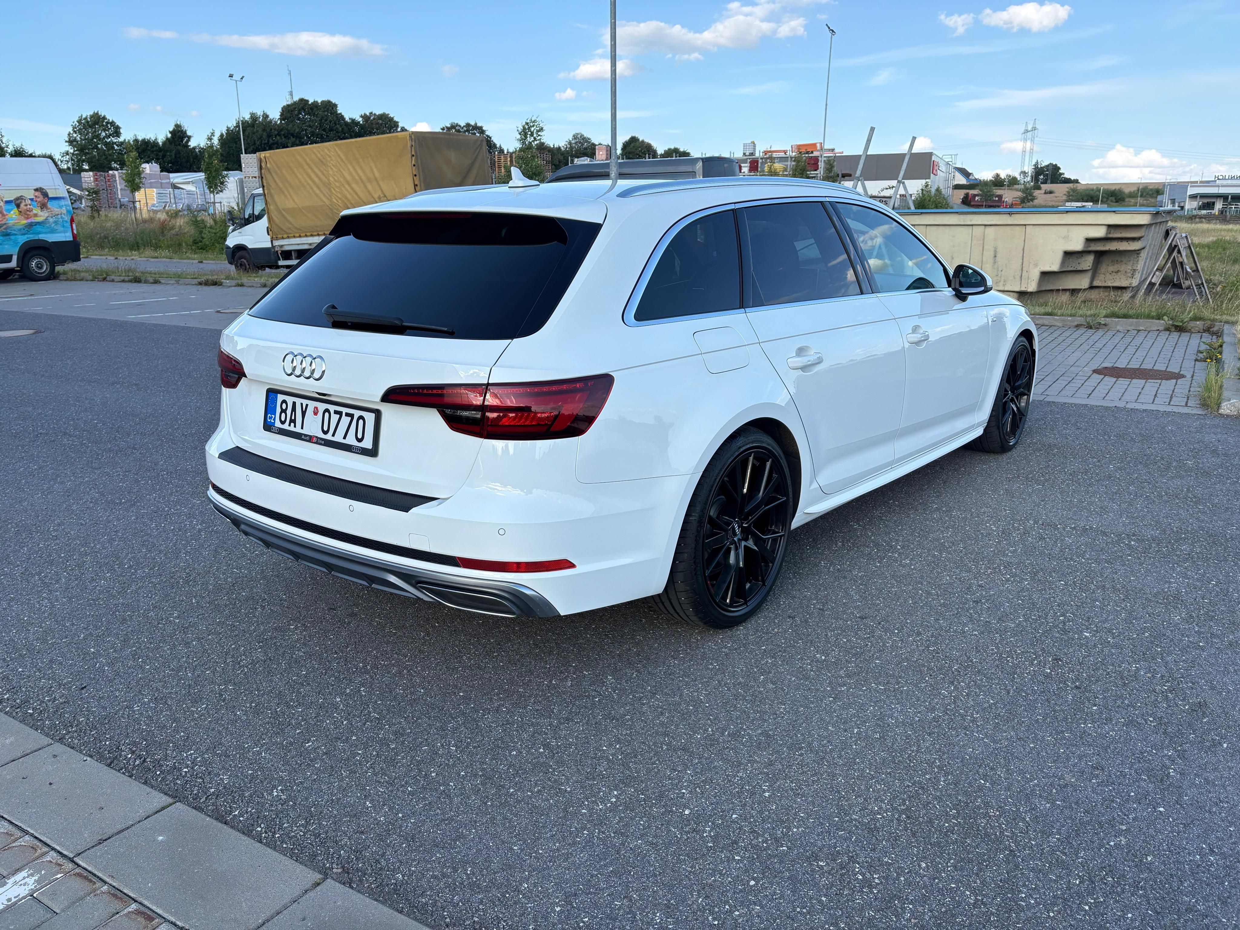 Audi A4 Avant, Audi a4 b9 2.0 tdi sline - fotka 4