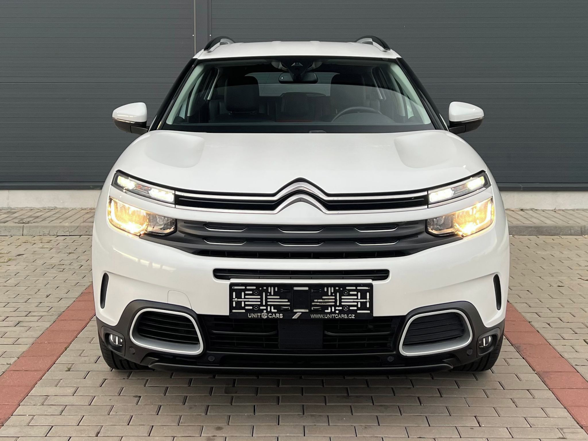 Citroën C5 Aircross, 1.2 PureTech 96kW SHINE - fotka 2