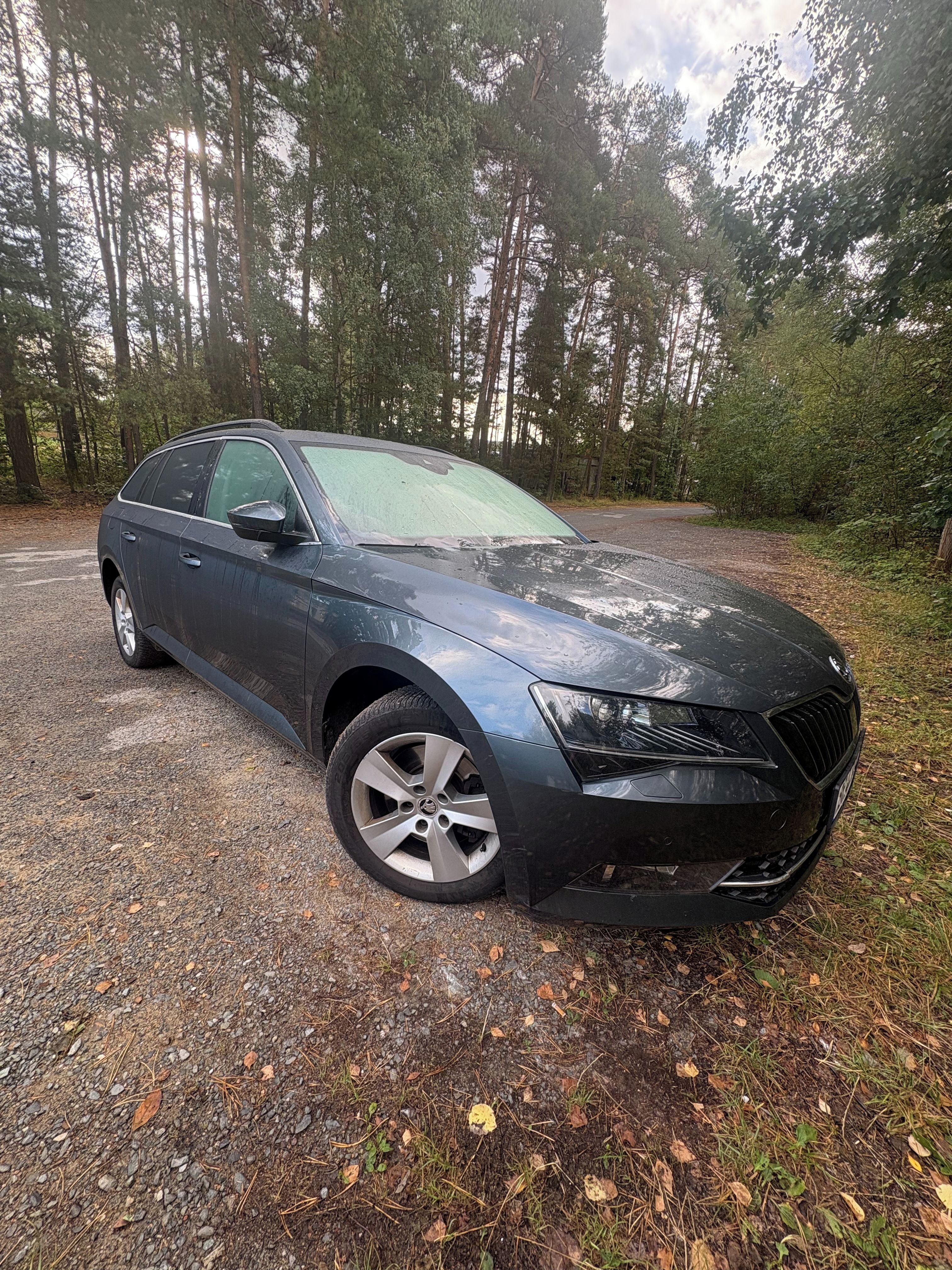 Škoda Superb, Škoda Superb Combi 2.0 TDI 110
