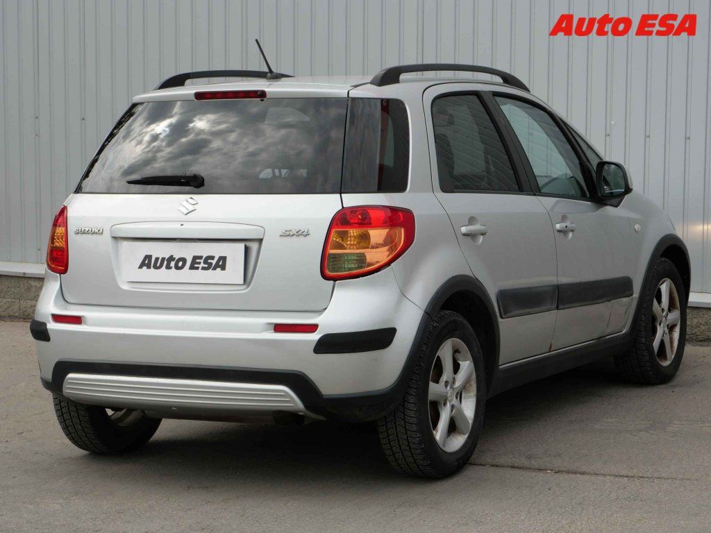 Suzuki SX4, 1.6i,ČR,AC,výhřev sed - fotka 4