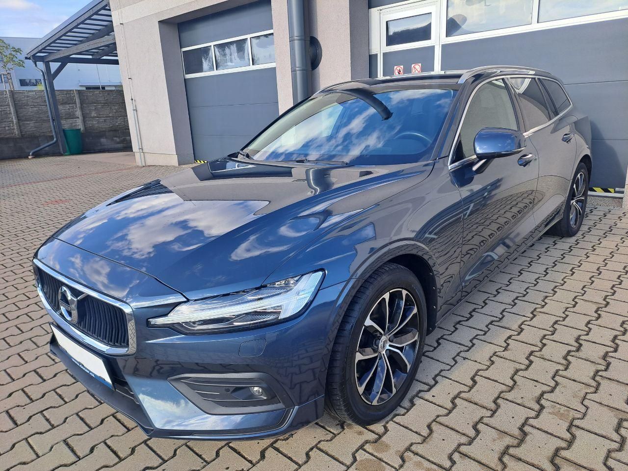 Volvo V60, 2.0 B4 Momentum, ZÁRUKA