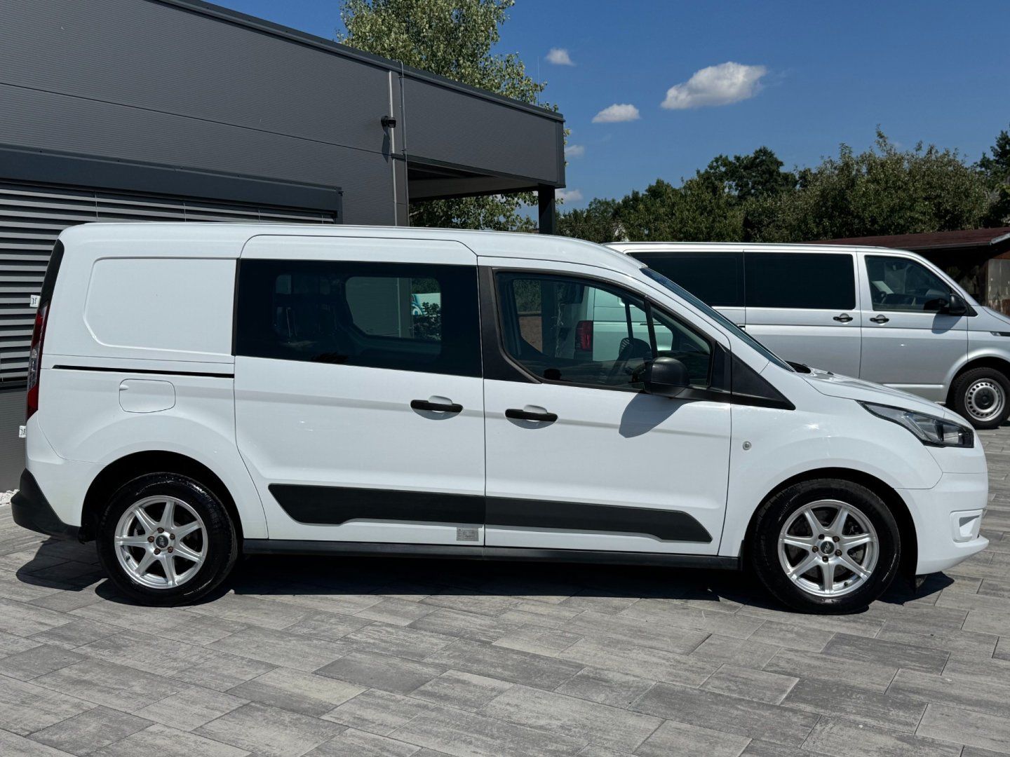 Ford Transit Connect, Trend 1.5 TDCI 74kW L2 - fotka 4