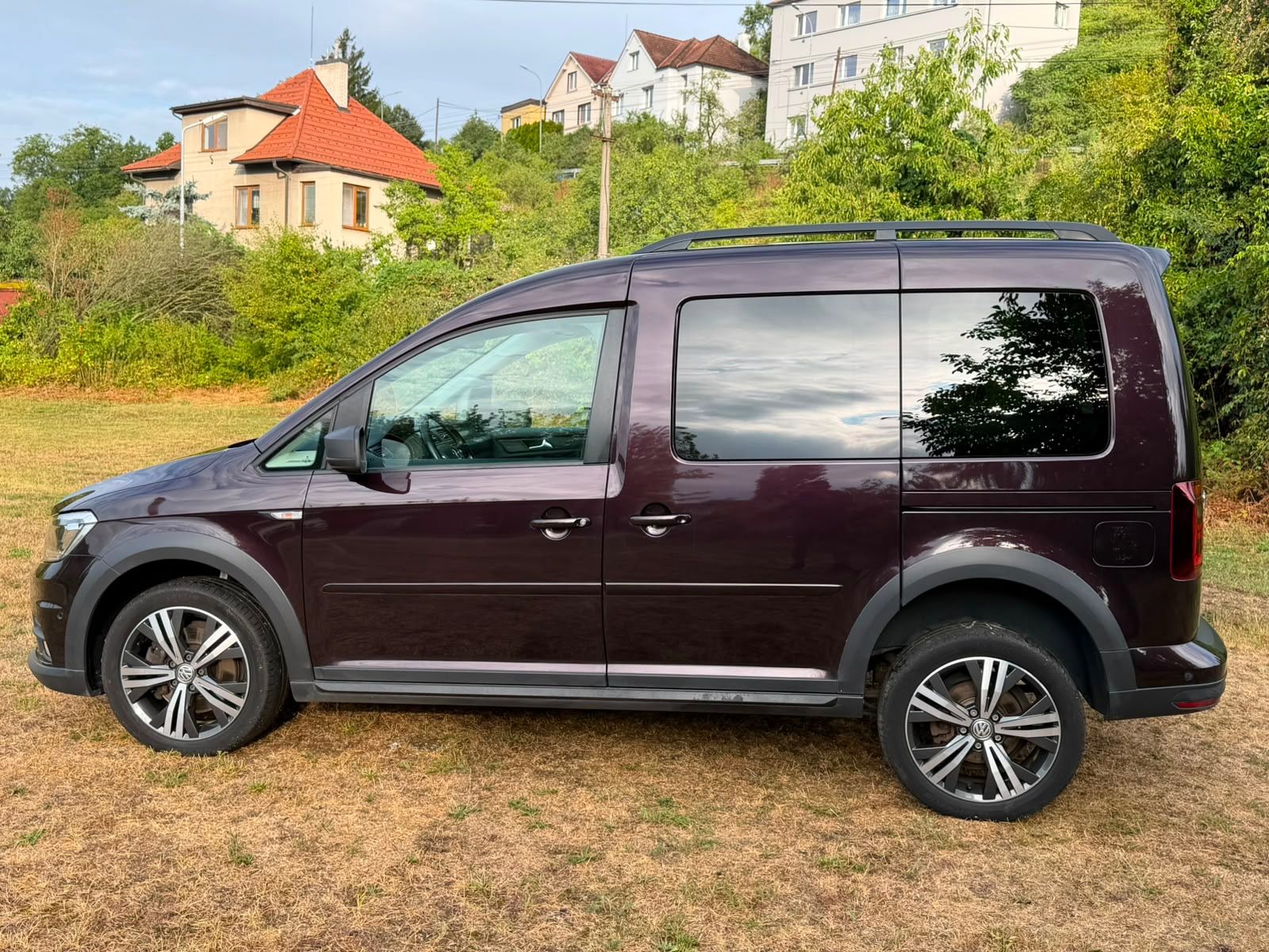Volkswagen Caddy, ALLTRACK 2,0 TDI 4x4- TOP STAV - fotka 4