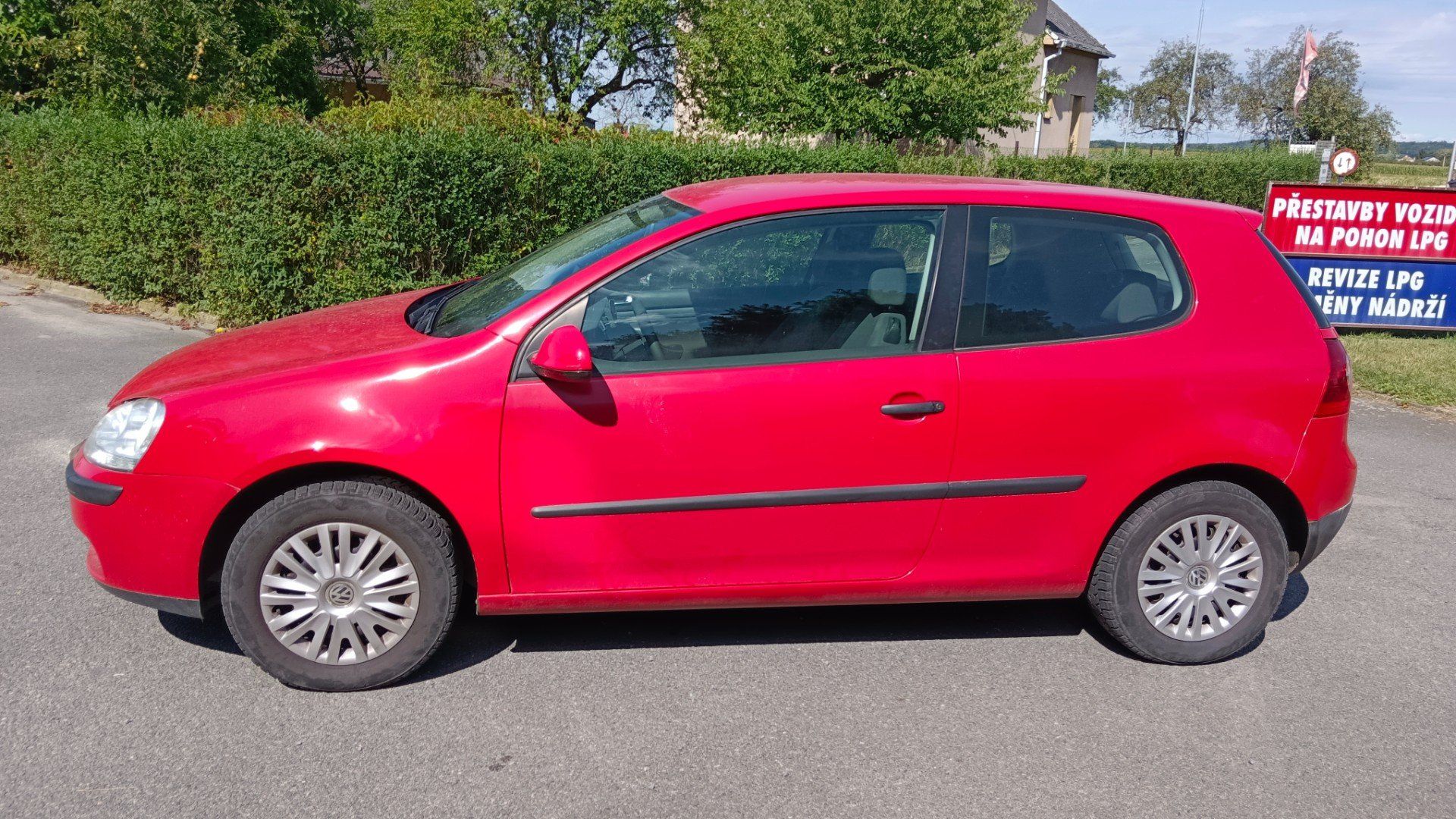 Volkswagen Golf, 1.4 I55 KW - fotka 3