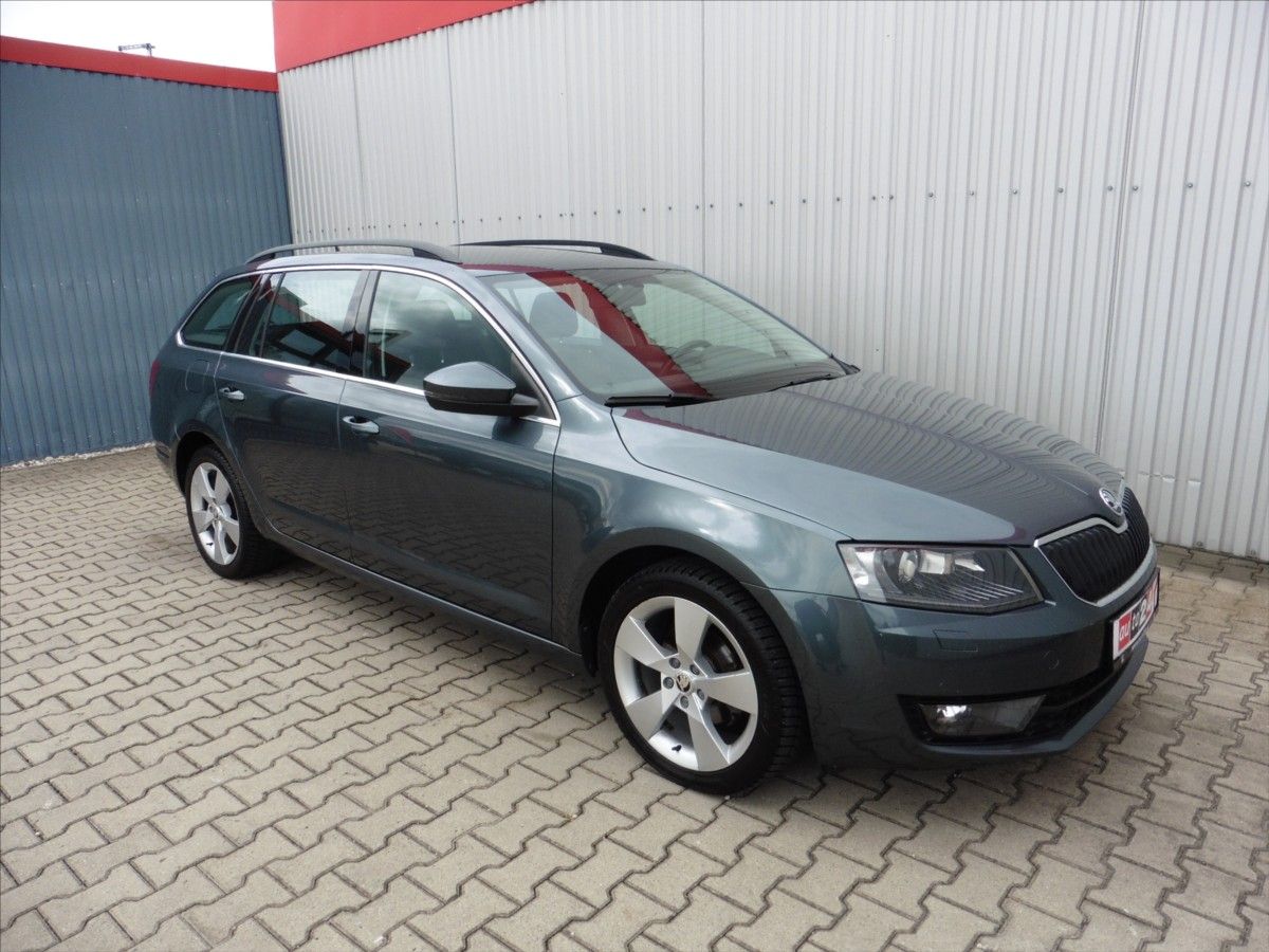 Škoda Octavia, 1,6 III Combi Style, nové ČR - fotka 2