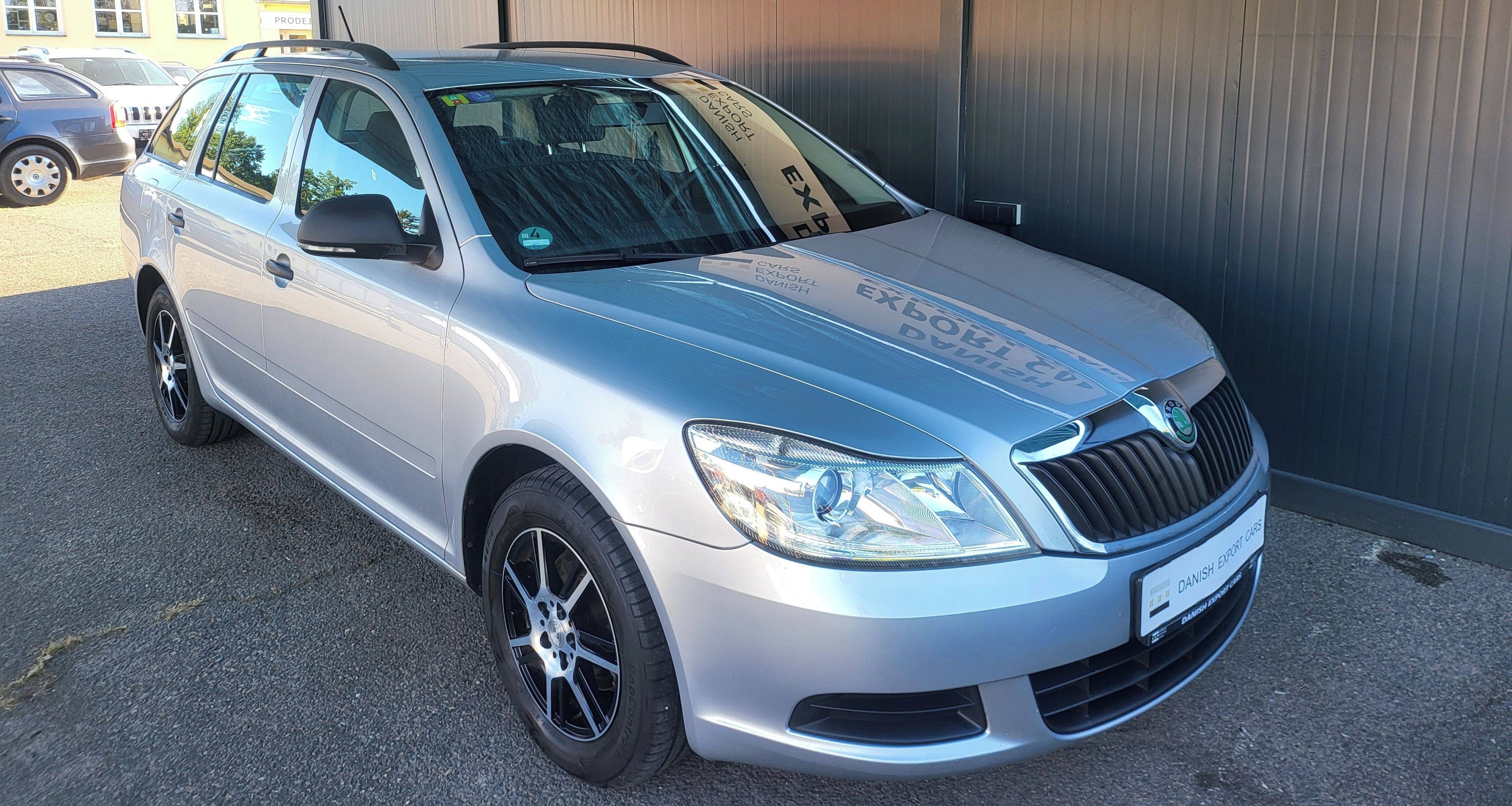 Škoda Octavia, 1.4 TSI PRAVIDELNÝ SERVIS - fotka 3