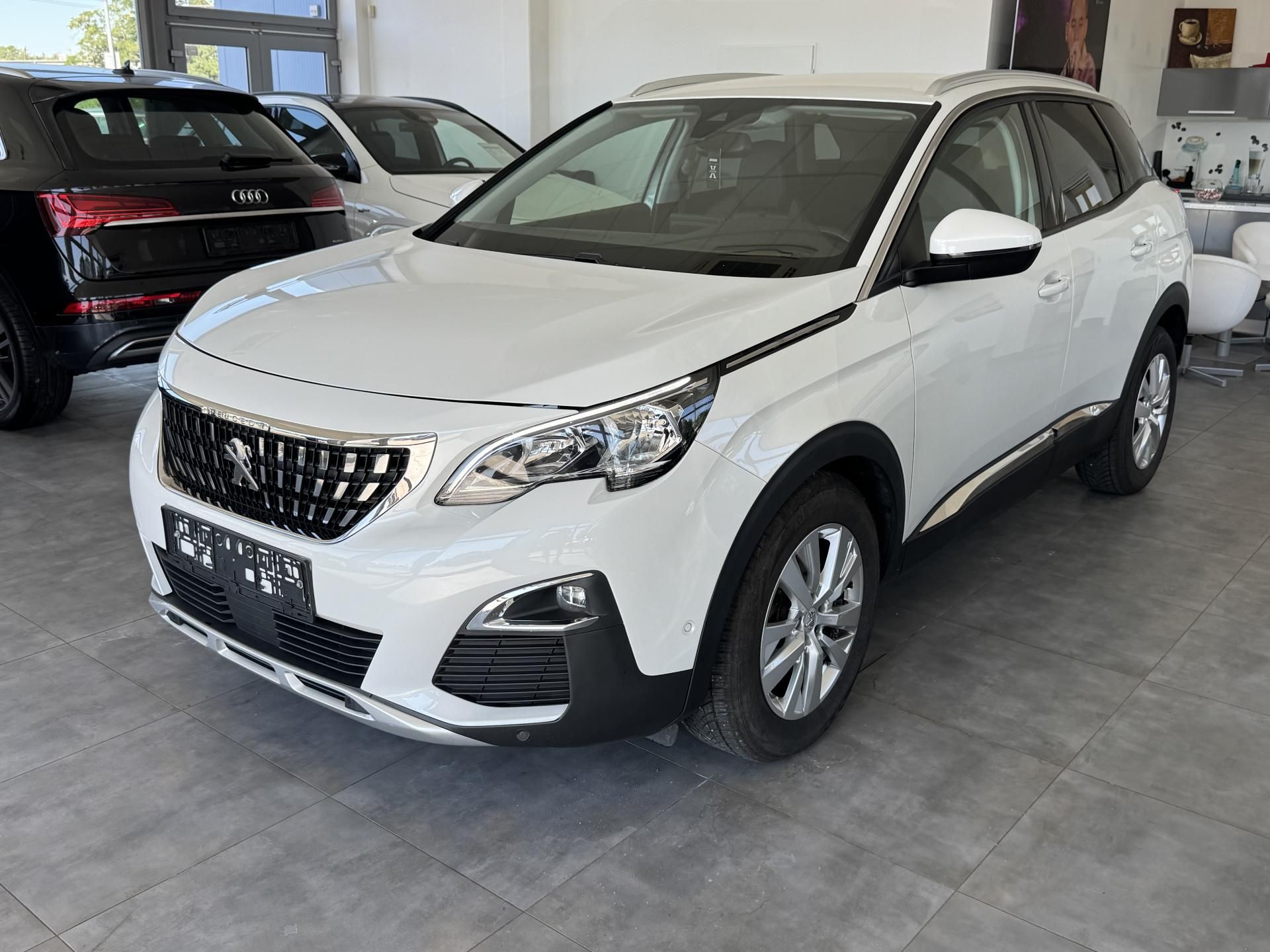 Peugeot 3008, 1,2I STT ALLURE NAVI KAMERA - fotka 3