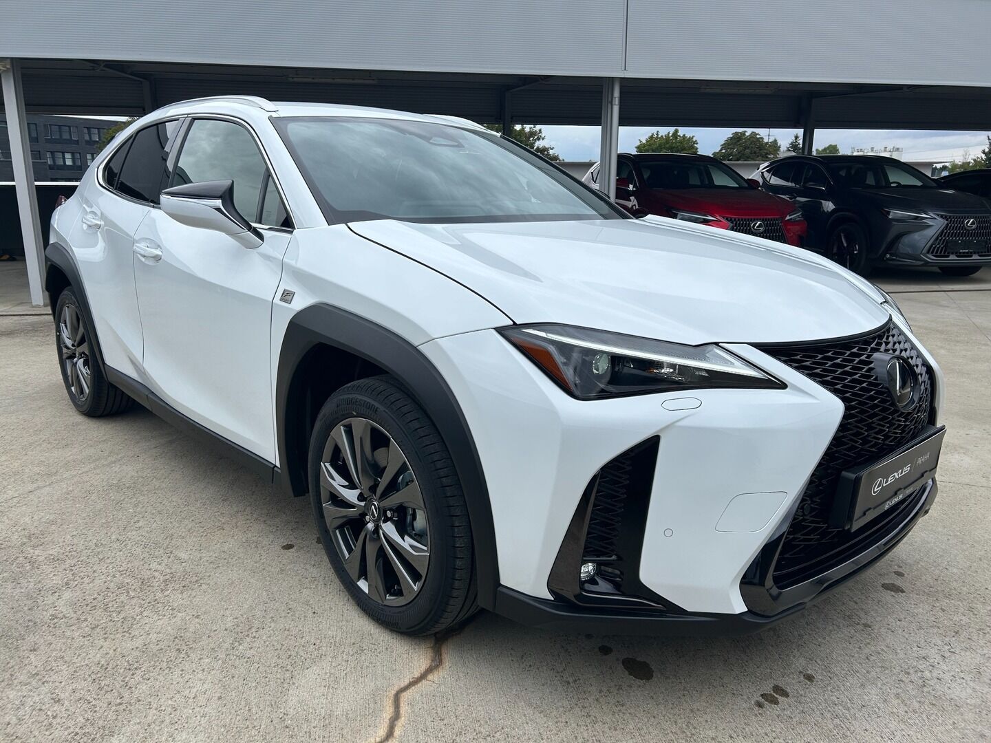 Lexus UX 300h, 300h 2.0L HEV F SPORT DESIGN - fotka 5