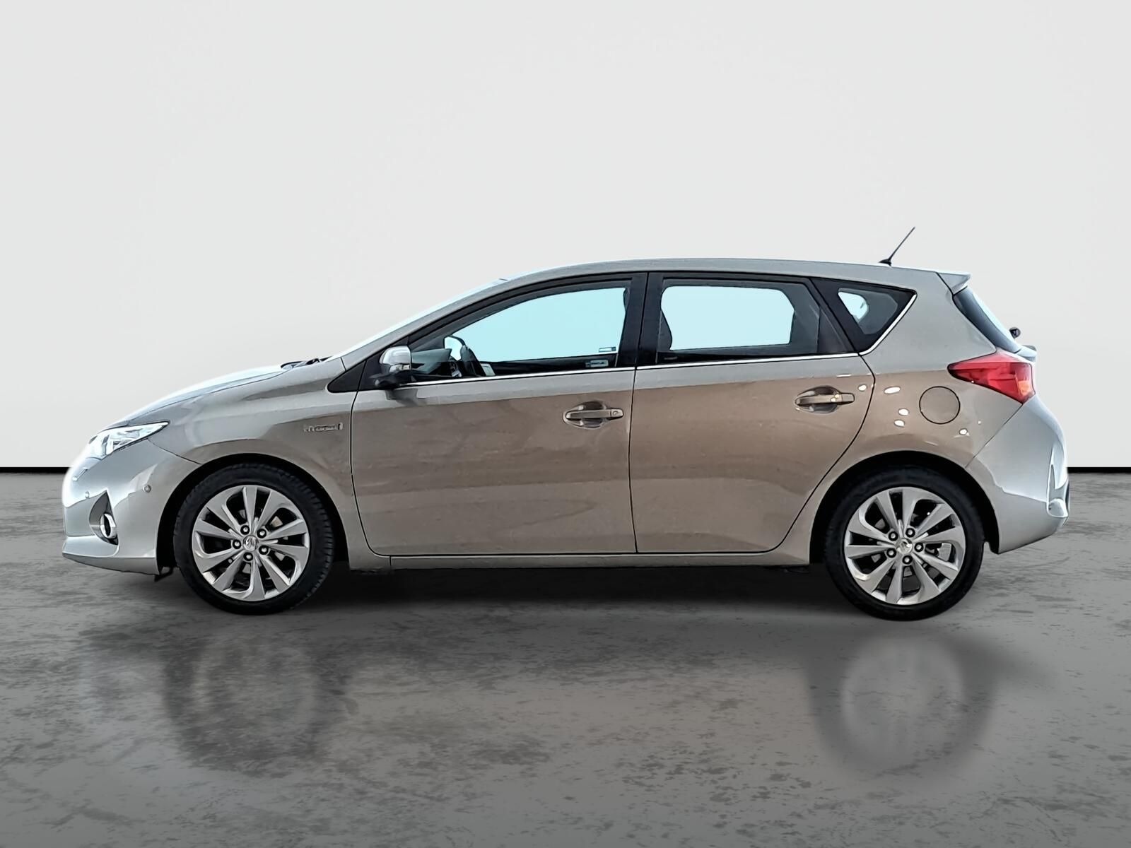 Toyota Auris, Hybrid, Automat, Navi - fotka 3