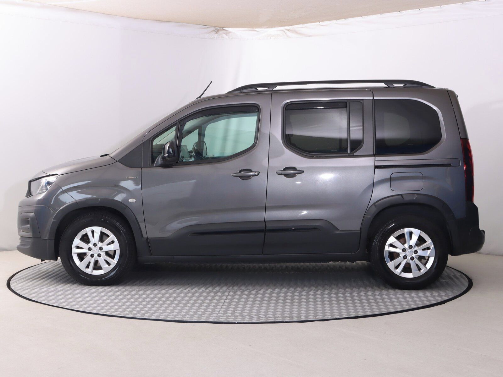 Peugeot Rifter, 1.5 BlueHDi, GT Line, 5Míst - fotka 3