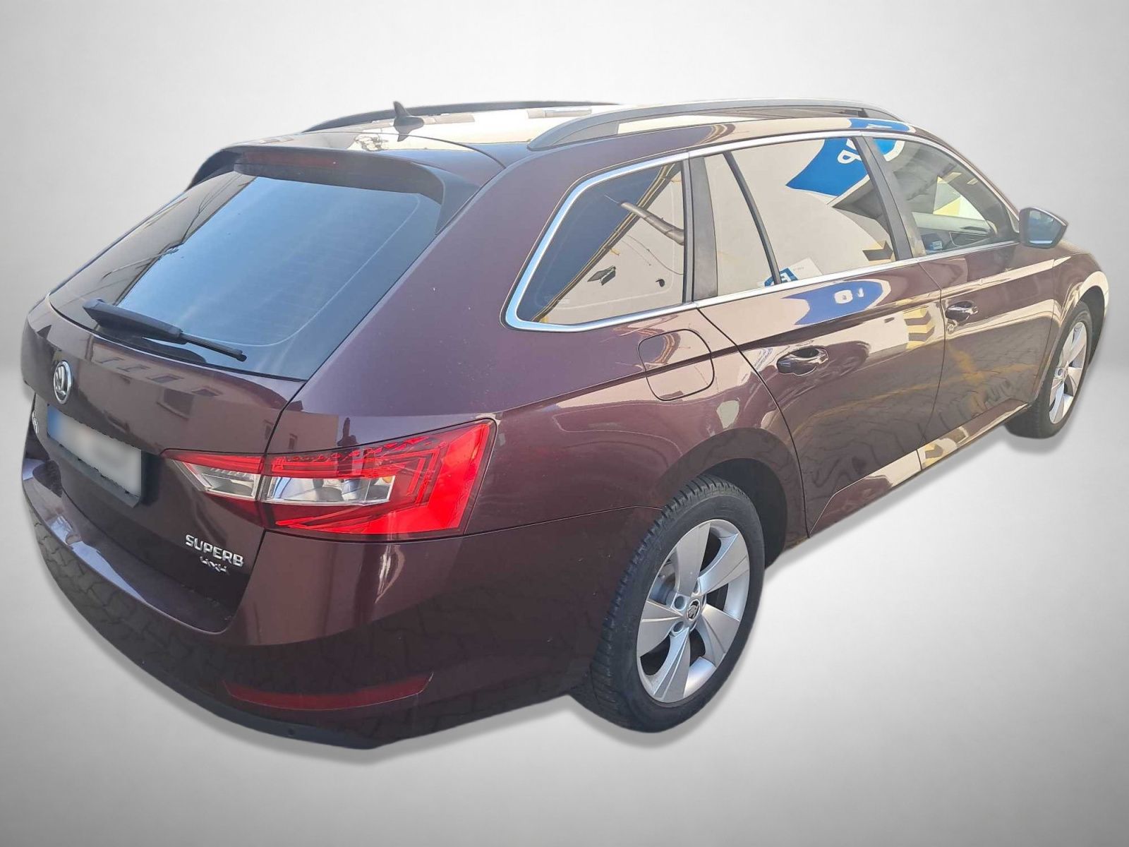 Škoda Superb, 2.0 TDI, Ambition, 4X4 - fotka 2