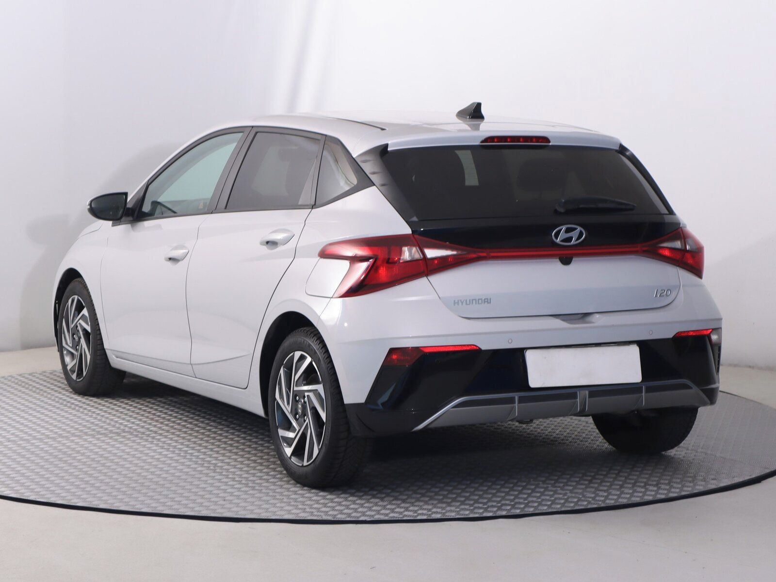 Hyundai i20, 1.0 T-GDI, Family, Automat - fotka 4