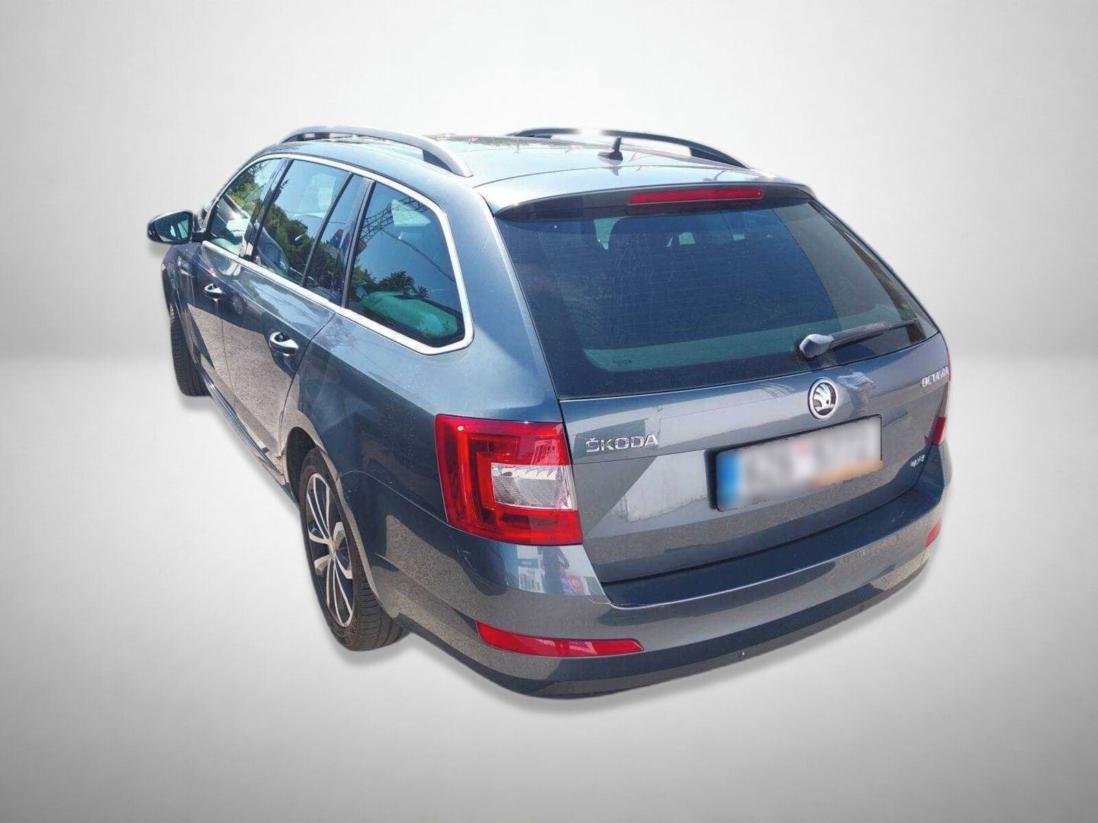 Škoda Octavia, 2.0 TDI 4x4, Edition, 4X4 - fotka 2