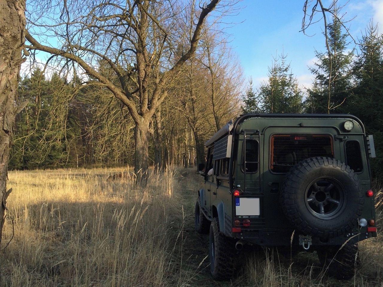 Land Rover Defender, Expediční speciál - Defender - fotka 5