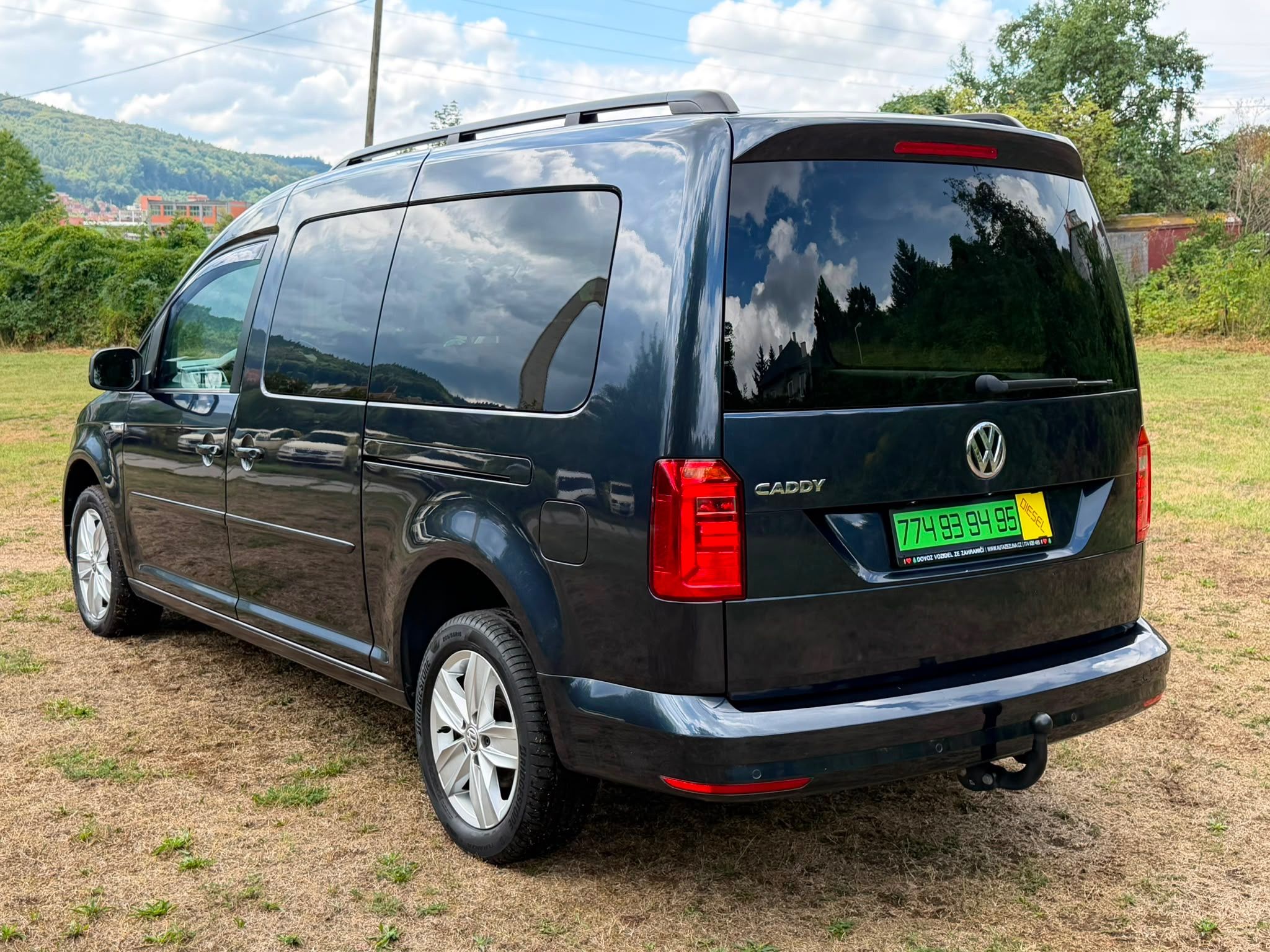 Volkswagen Caddy, MAXI 2,0 TDI - TOP STAV ! - fotka 5