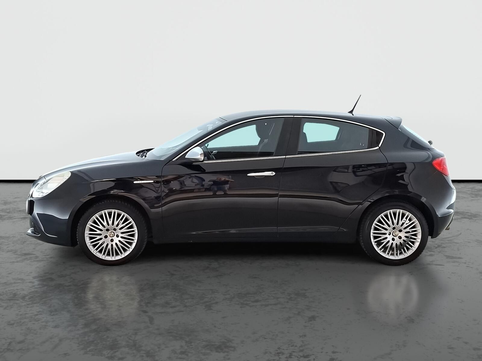 Alfa Romeo Giulietta, 1.4 T, Automatická klima - fotka 3